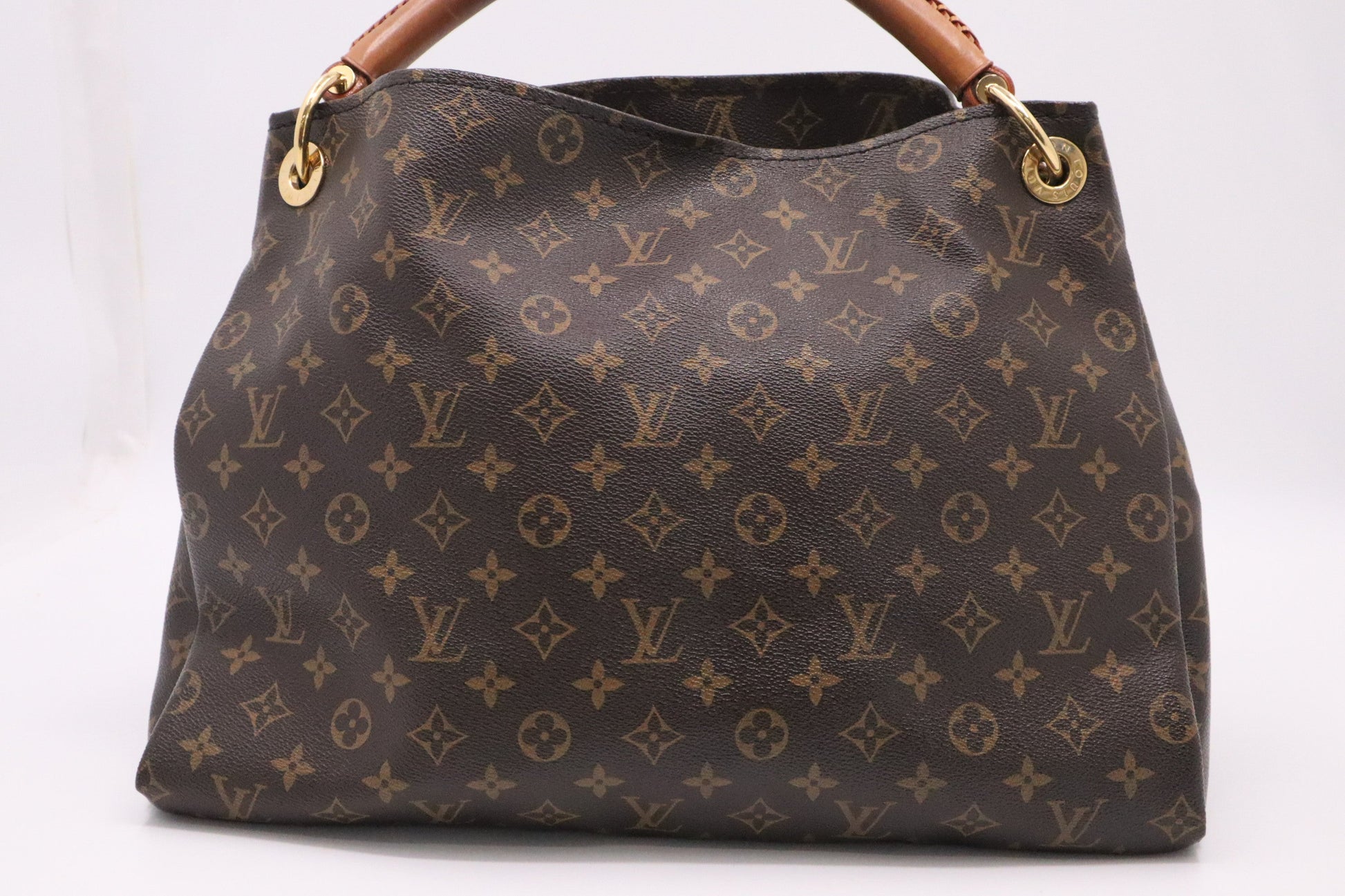 Louis Vuitton Artsy MM in Monogram Canvas