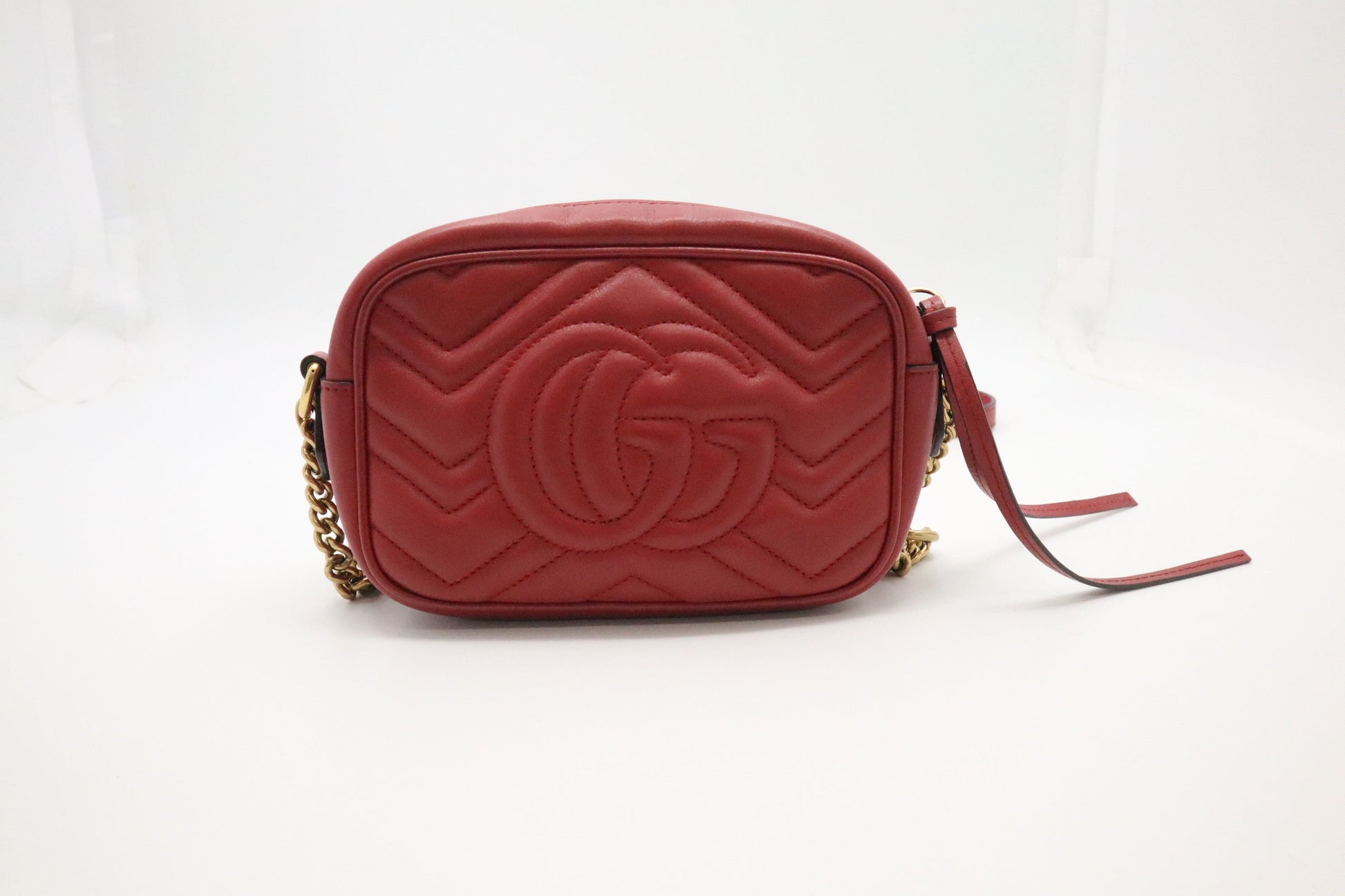 Gucci Marmont Mini Shoulder Bag in Red Leather