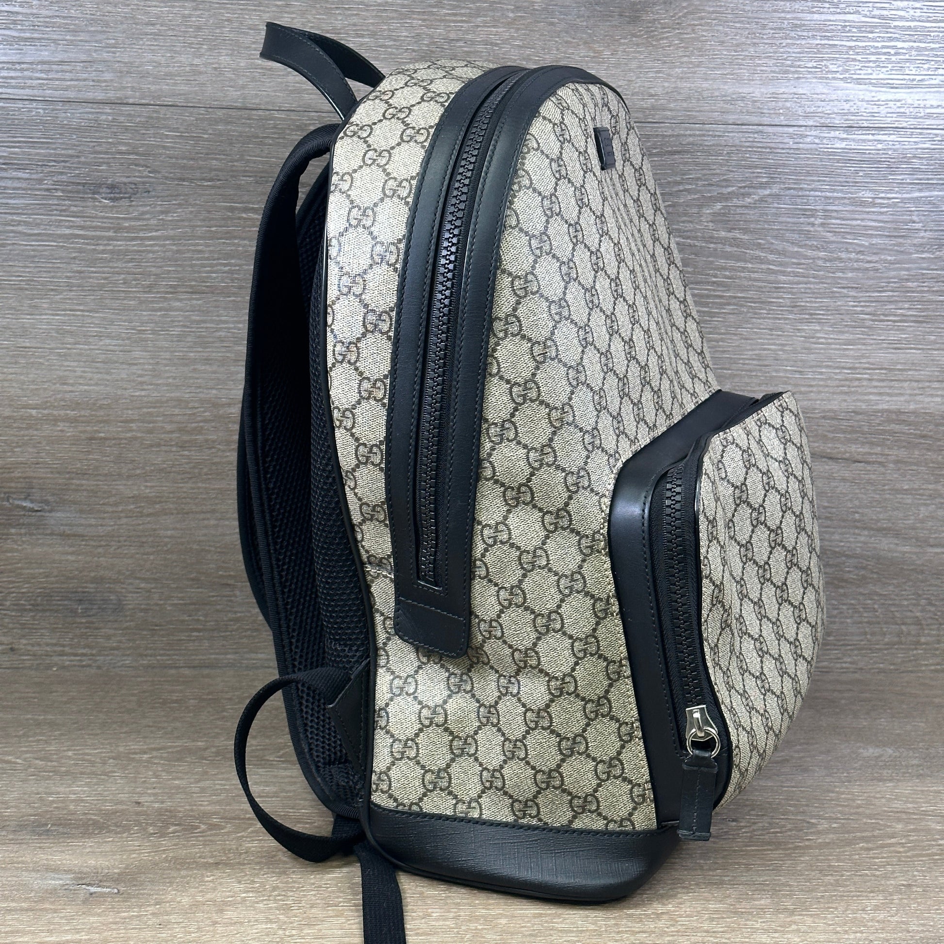 Gucci Leather Canvas Shoulder Bag