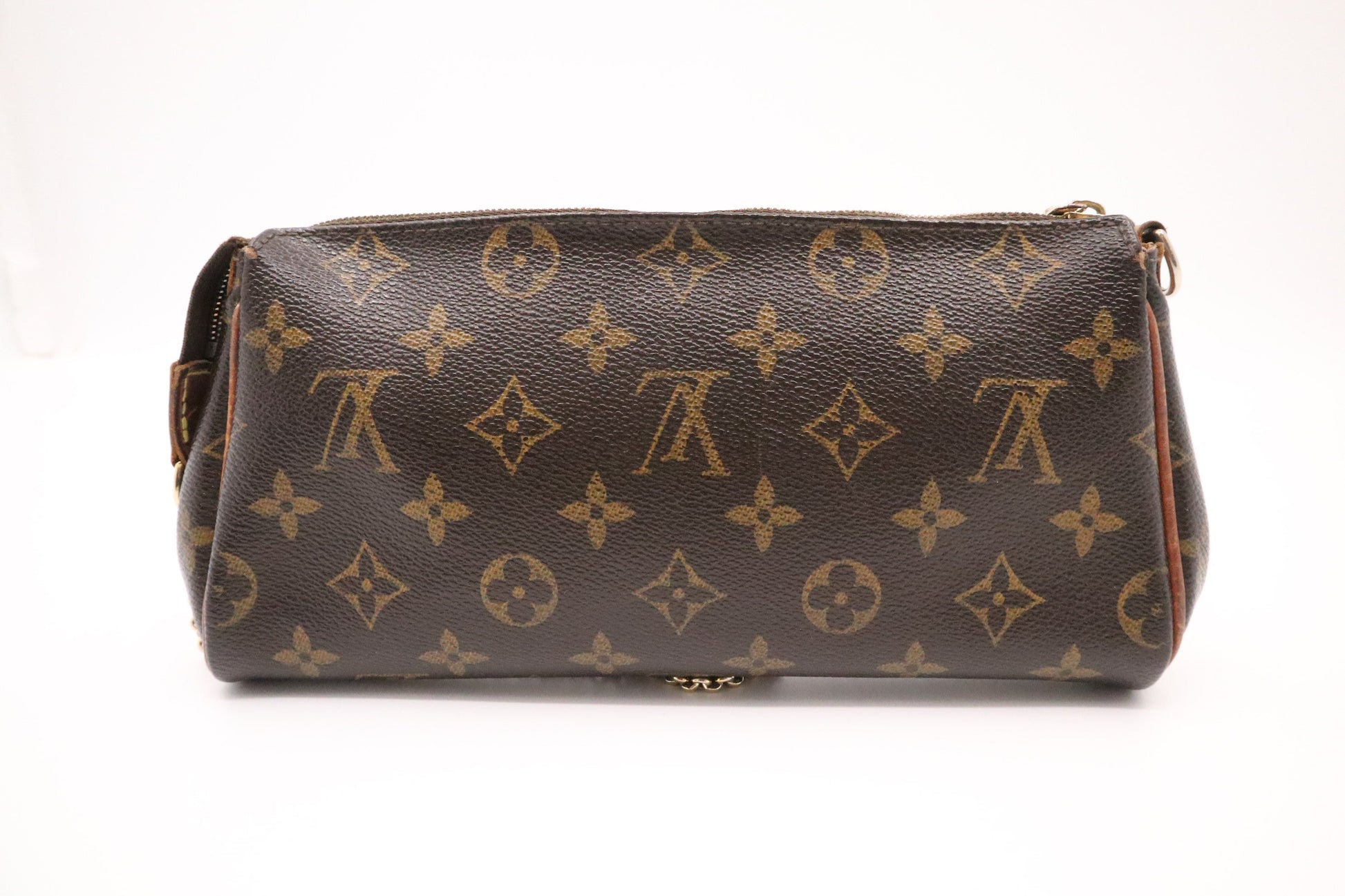 Louis Vuitton Eva Clutch in Monogram Canvas