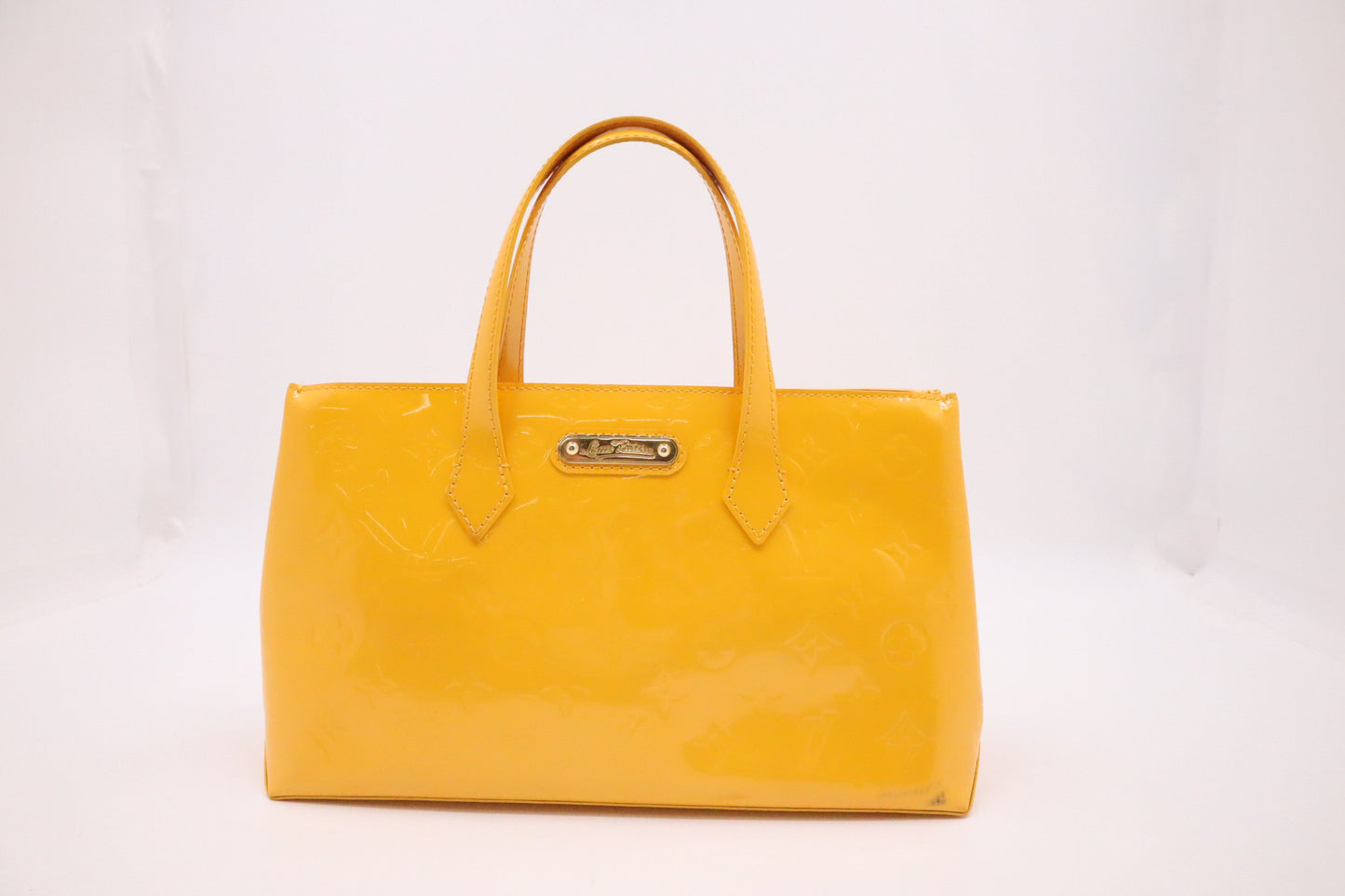 Louis Vuitton Wilshire PM in Yellow Vernis Leather