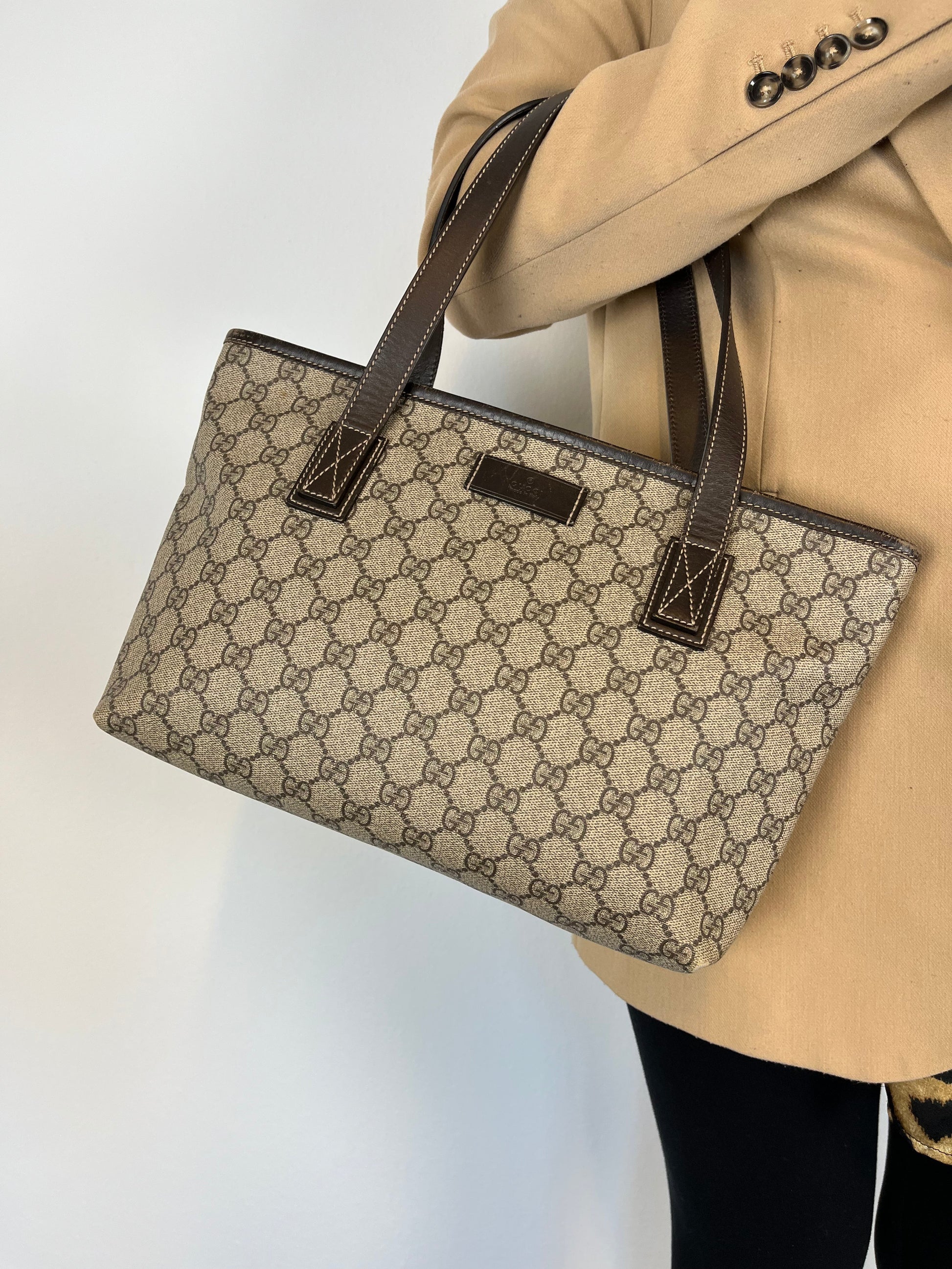 Gucci Leather Shoulder Bag