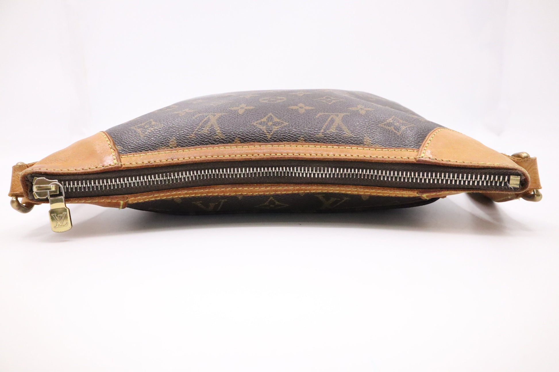 Louis Vuitton Odeon MM in Monogram Canvas