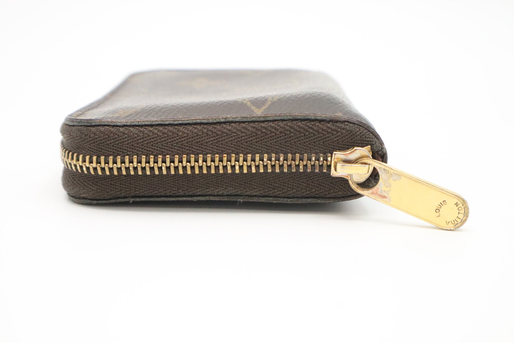 Louis Vuitton Compact Zippy in Monogram Canvas