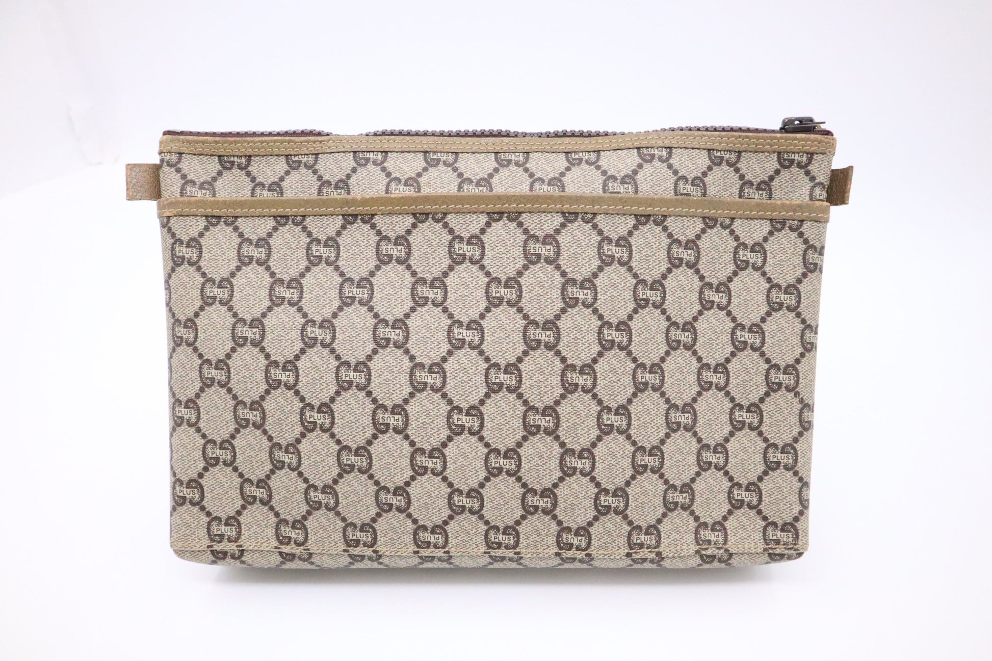 Gucci Plus Pouch in GG Canvas