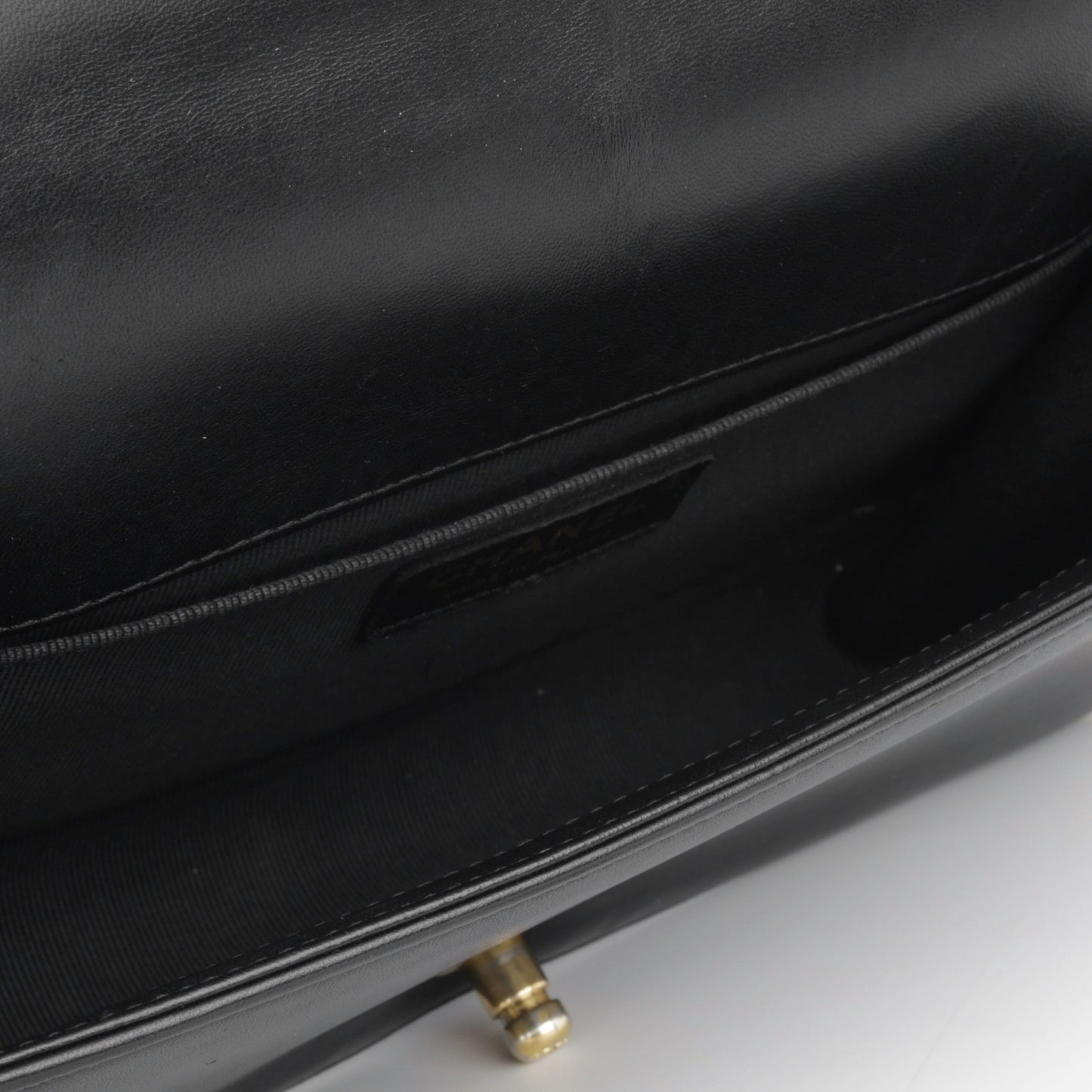 Chanel Boy Bag - Old Medium