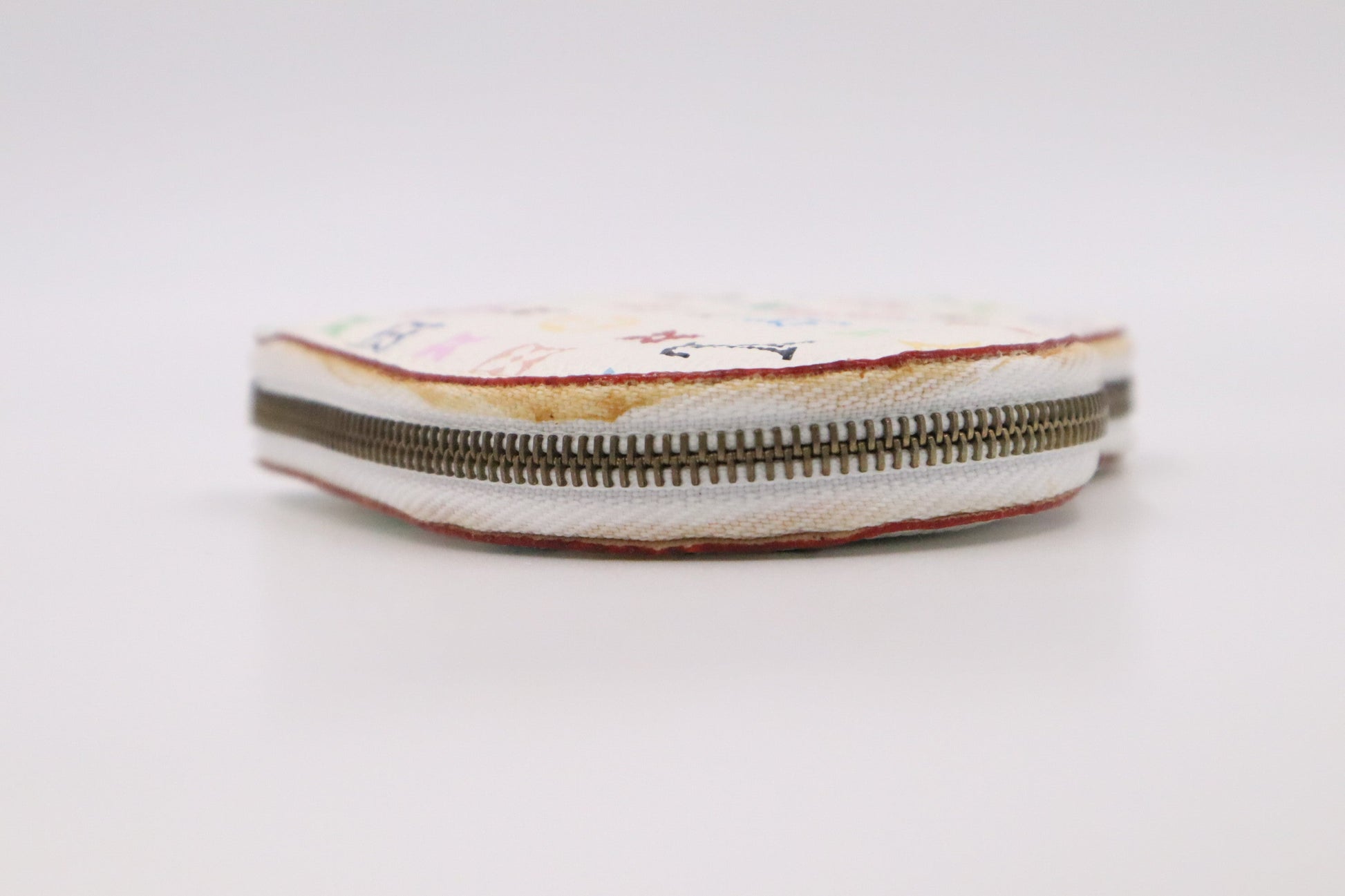 Louis Vuitton Heart Zippy in White Multicolor Monogram Canvas