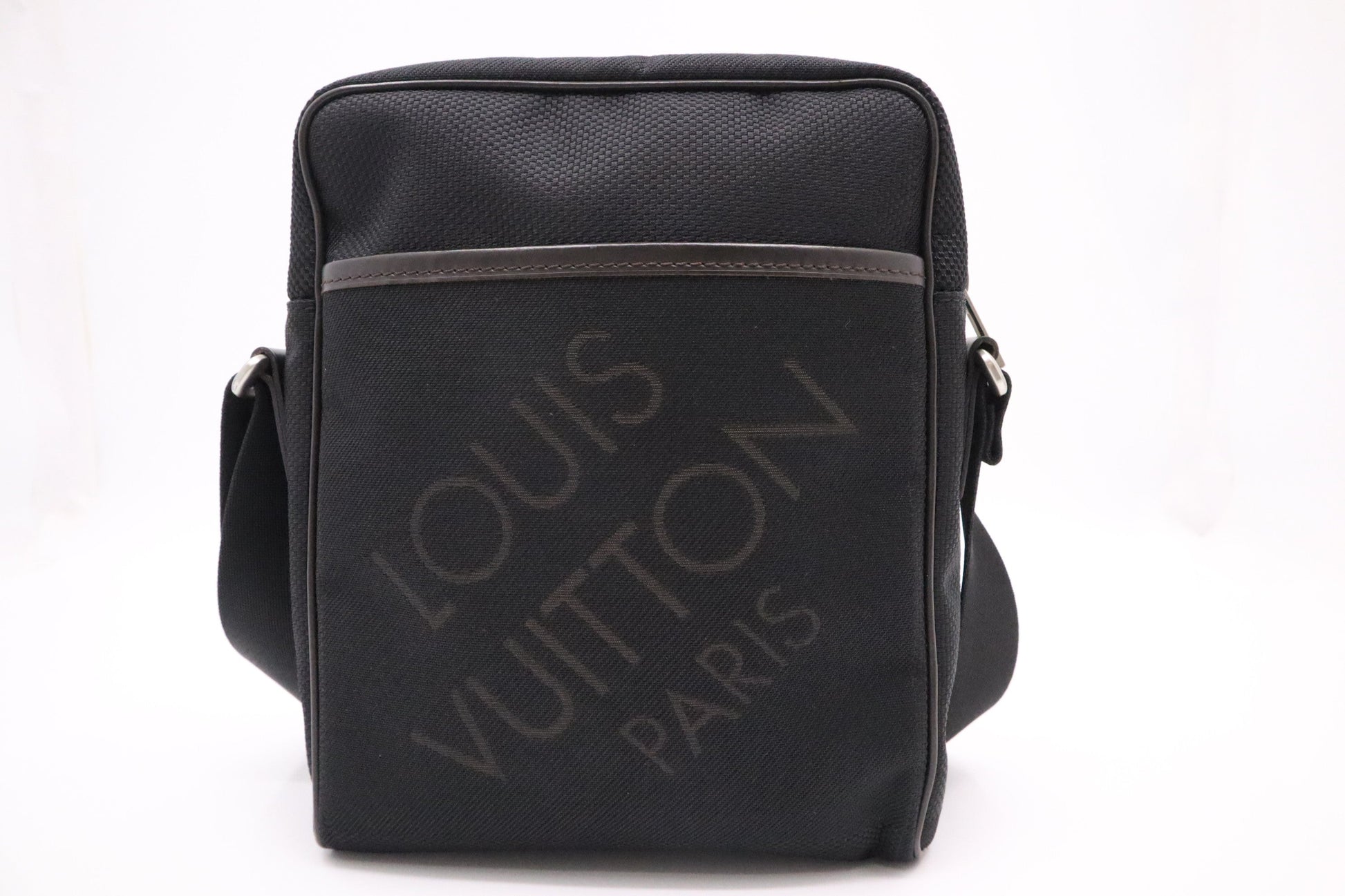 Louis Vuitton Citadin Shoulder Bag / Crossbody NM in Black Damier Geant Canvas