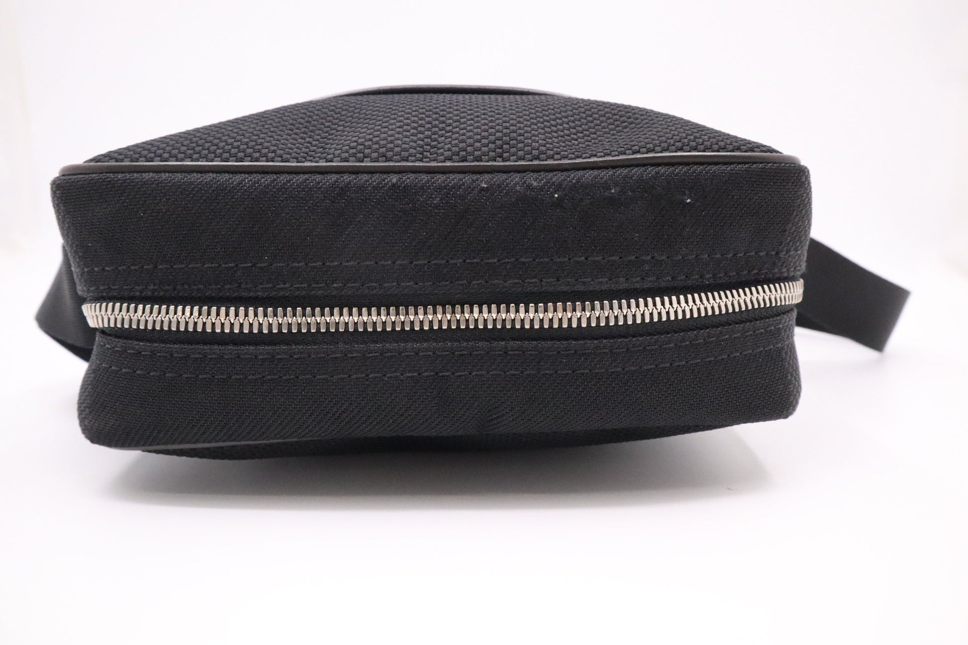 Louis Vuitton Citadin Shoulder Bag / Crossbody NM in Black Damier Geant Canvas