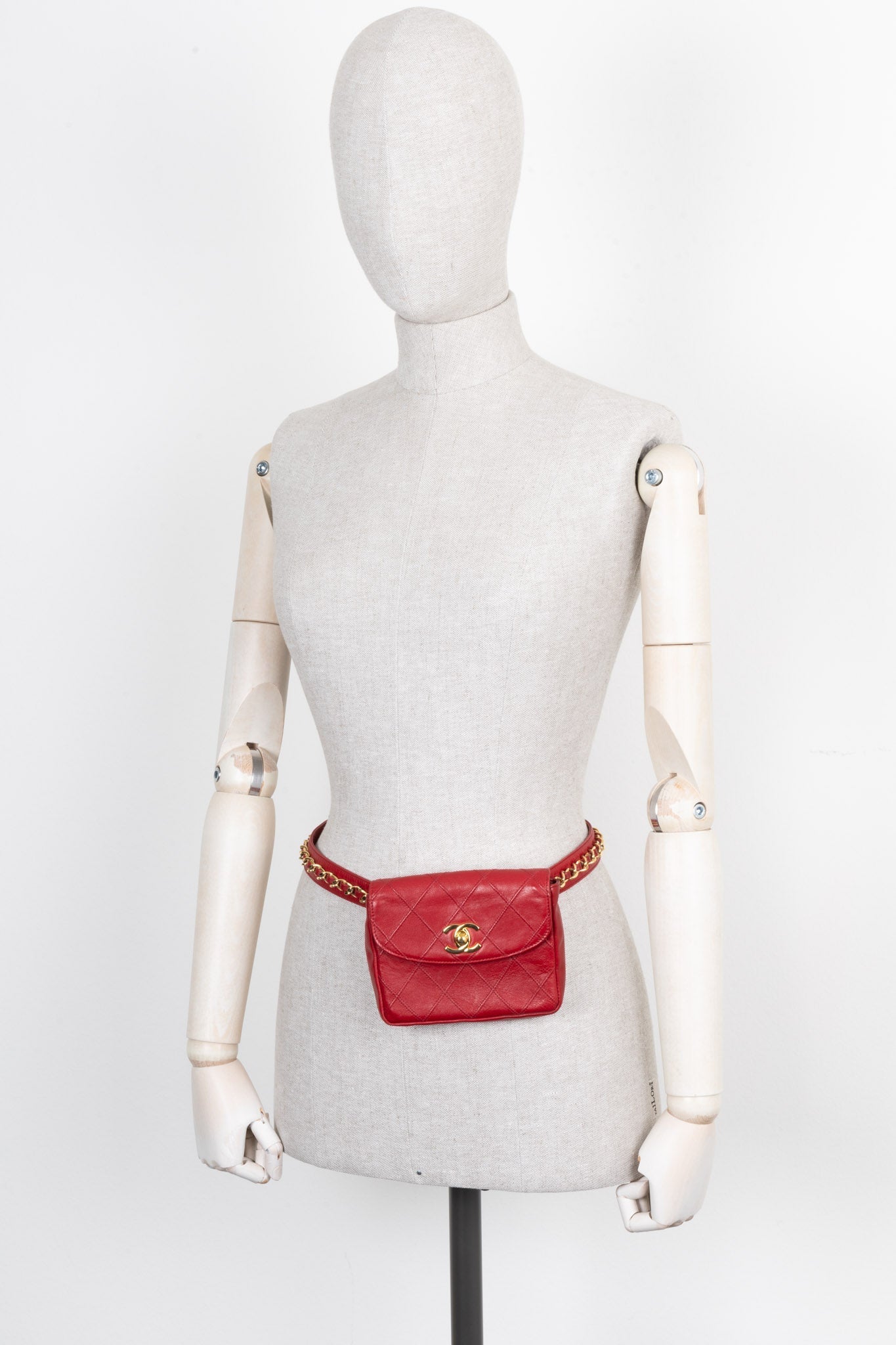 CHANEL Belt Bag MatelassÃ© Red