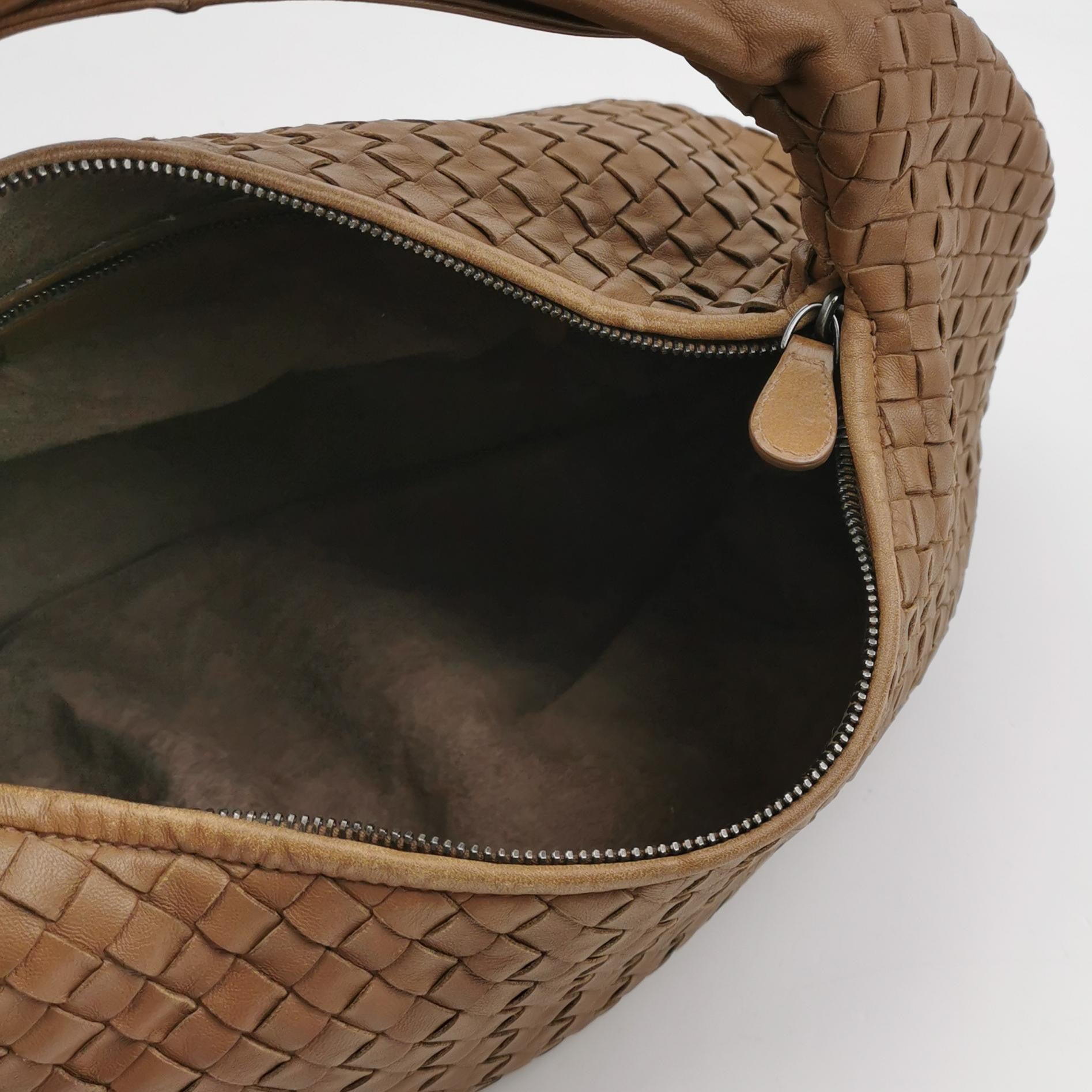 Bottega Veneta Belly Hobo Intrecciato Leather Milk Chocolate Brown Large 45