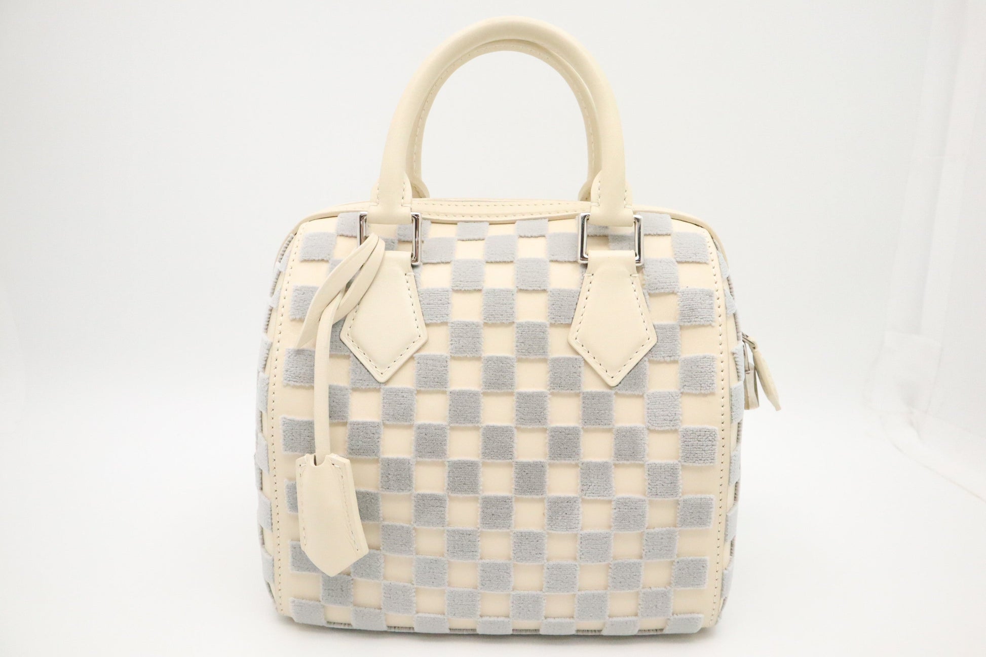 Louis Vuitton Speedy Cube in Damier Cubic Leather