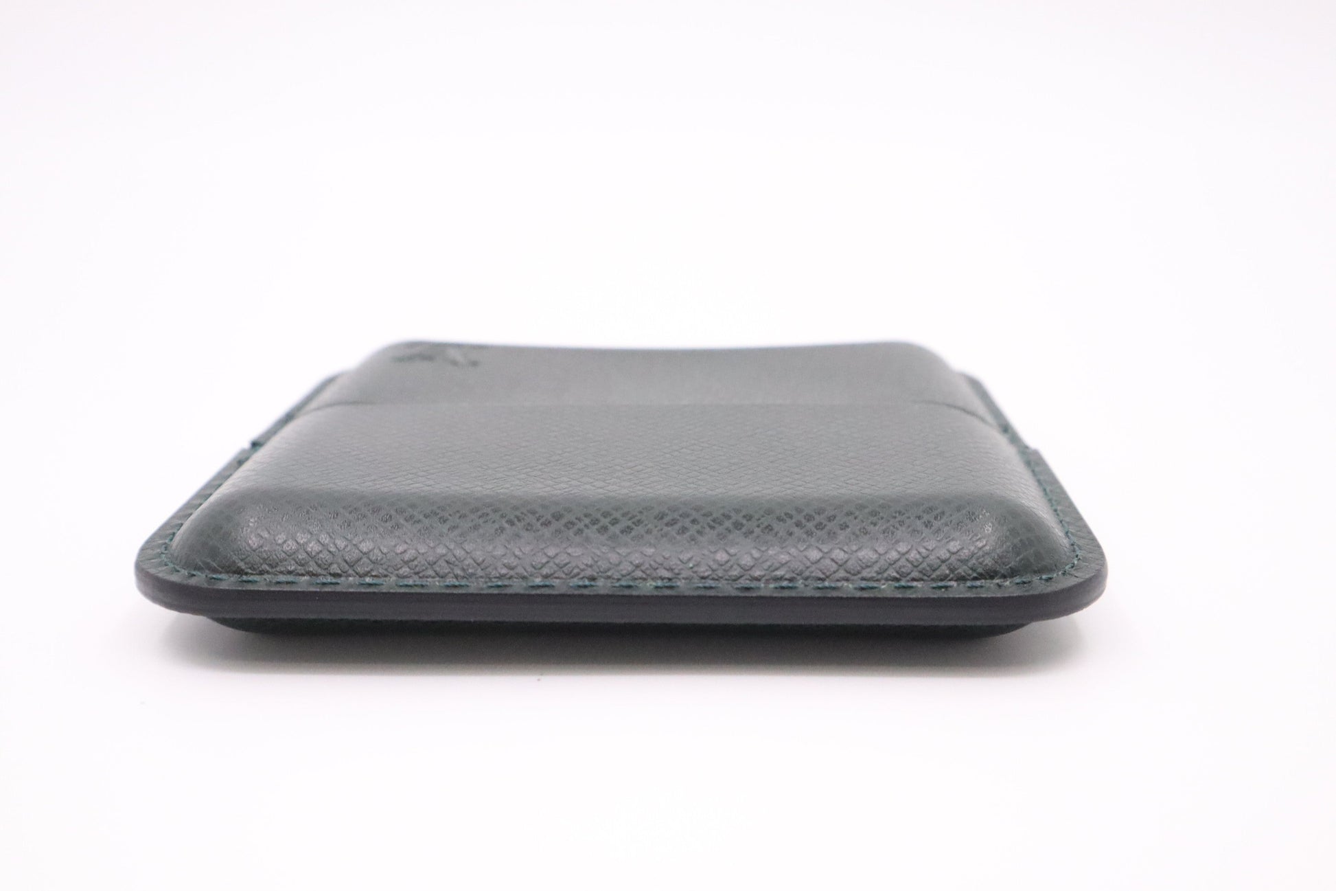 Louis Vuitton Cigarette Case in Green Taiga Leather