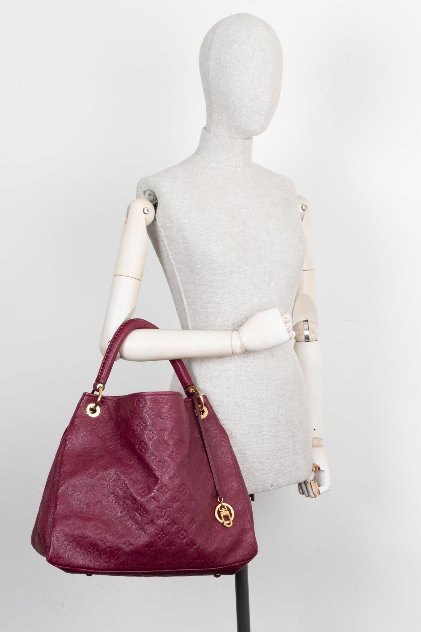 Louis Vuitton Artsy MM Bag Empreinte Fuchsia