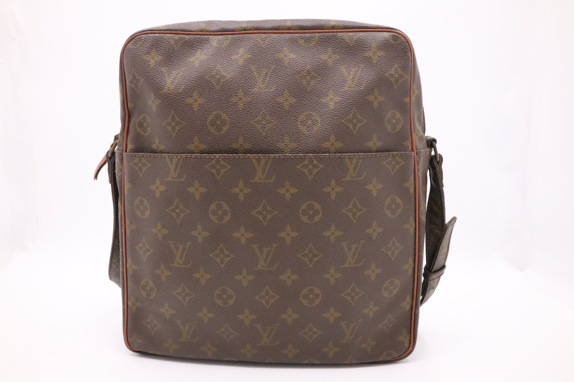 Louis Vuitton Marceau GM in Monogram Canvas