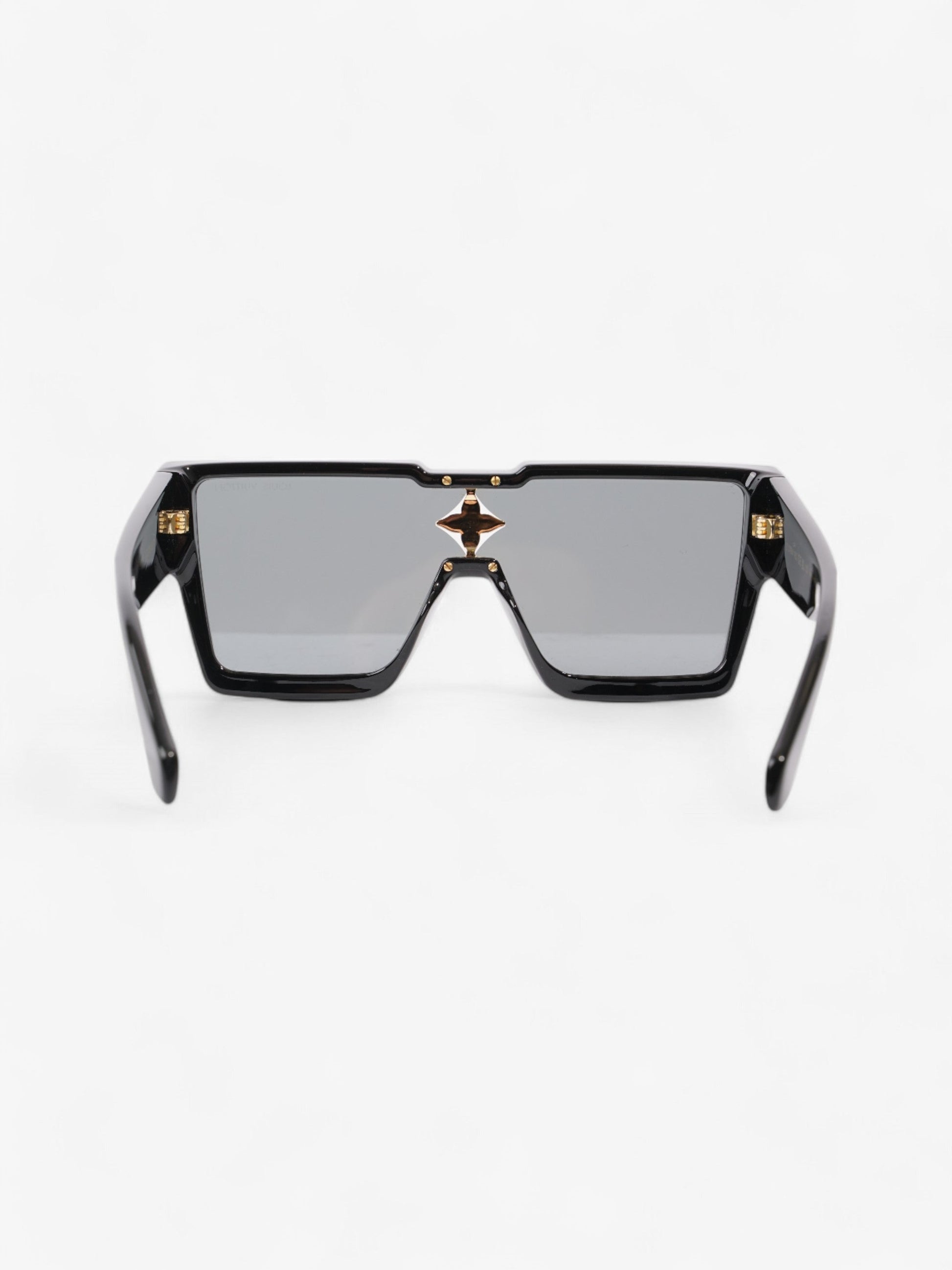 Louis Vuitton Cyclone Glasses Black / Gold / White Acetate