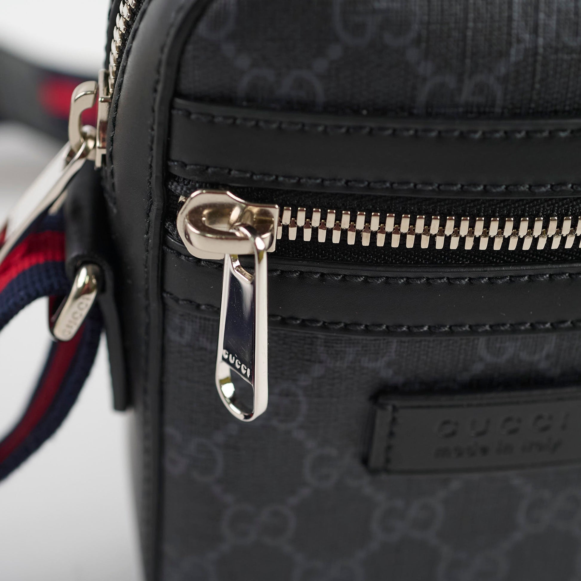 Gucci GG Small Messenger Crossbody