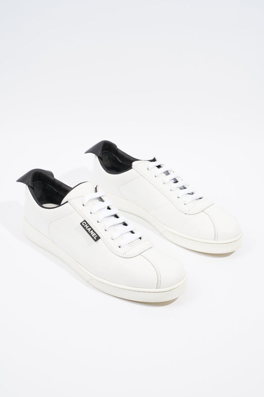 Chanel CC Logo Lace Up White Black Leather EU 41.5 UK 8.5