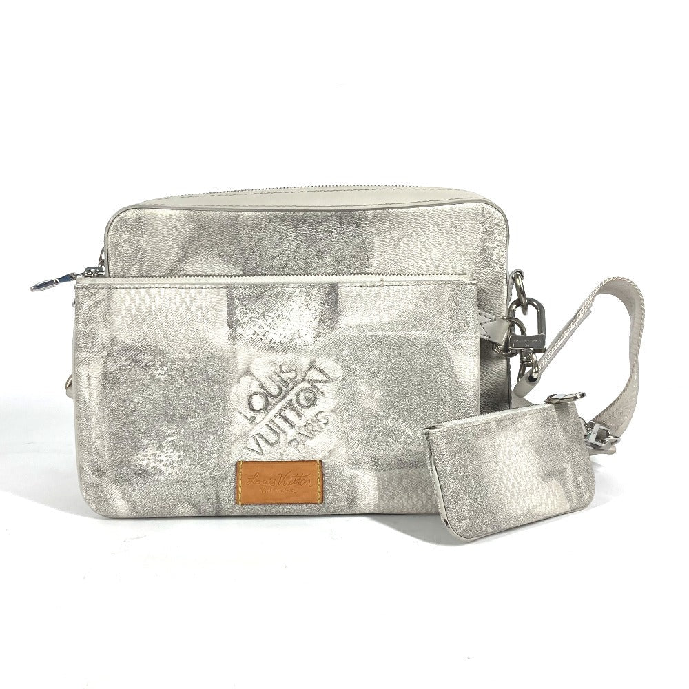 LOUIS VUITTON Shoulder Bag Canvas, Damier Salt Canvas gray Damier Salt Trio Messenger mens