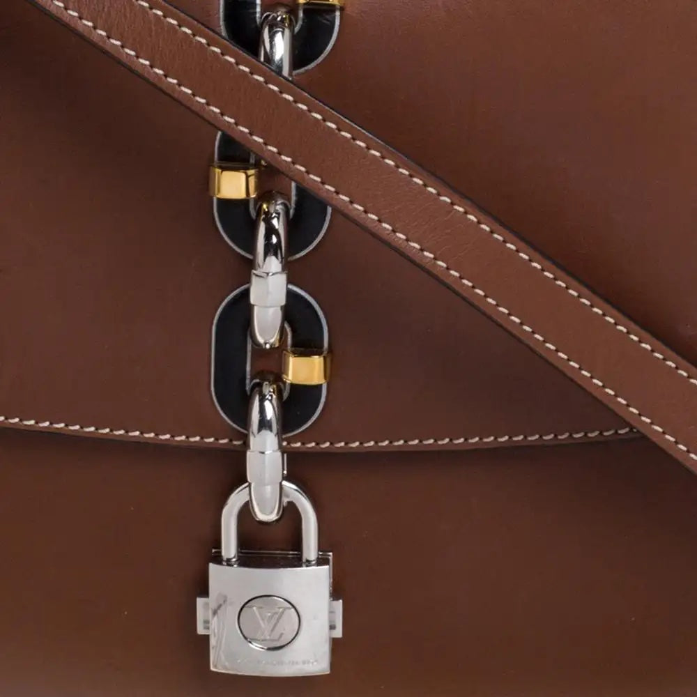 Luxury Women's Handbag | LOUIS VUITTON LEATHER CHAIN IT PM BAG