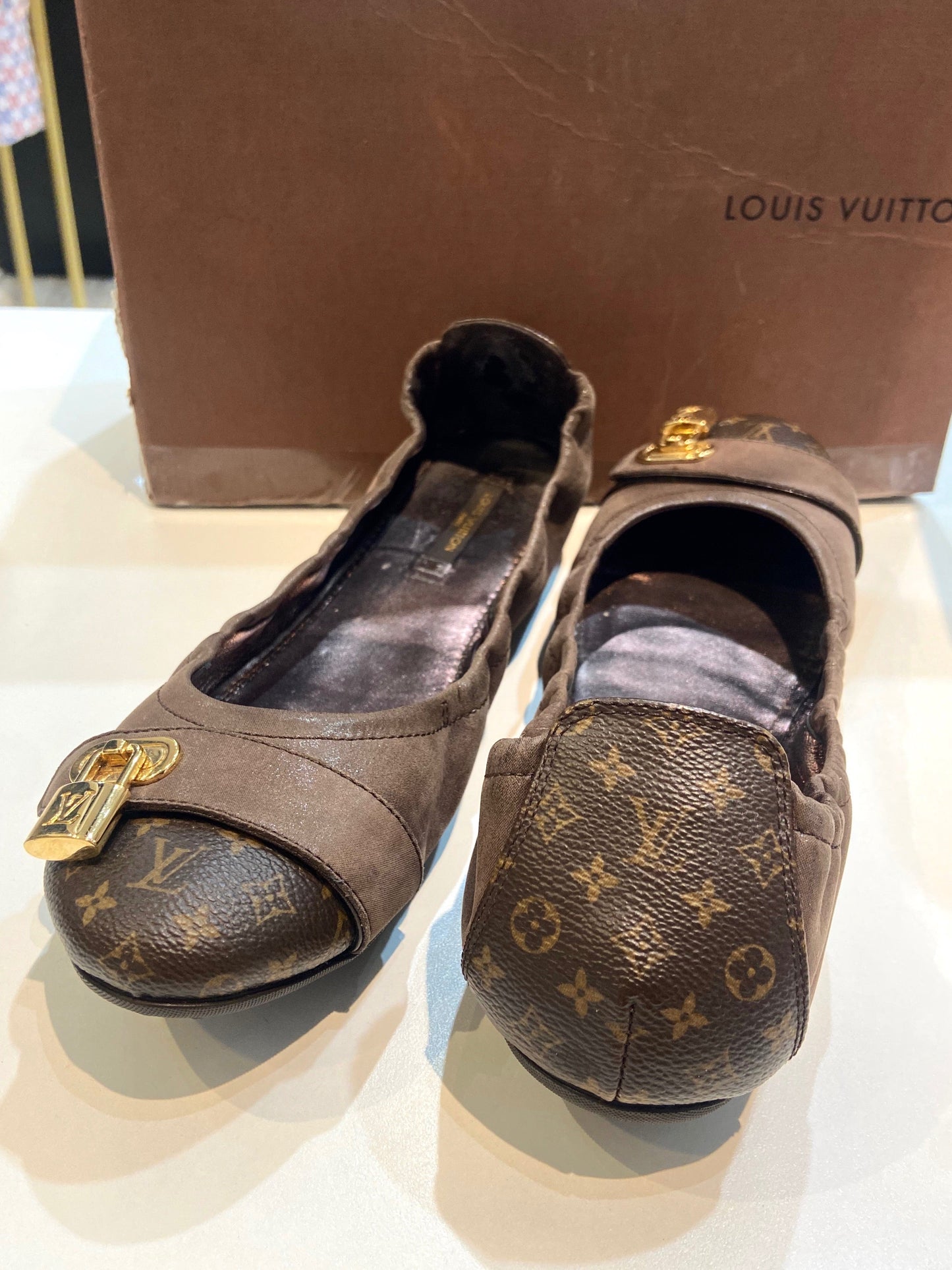 Luxury Women's Handbag | LOUIS VUITTON MONOGRAM LUCKY BALLERINA FLATS