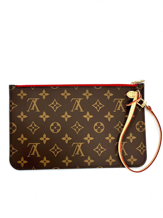 LOUIS VUITTON POUCHETTE