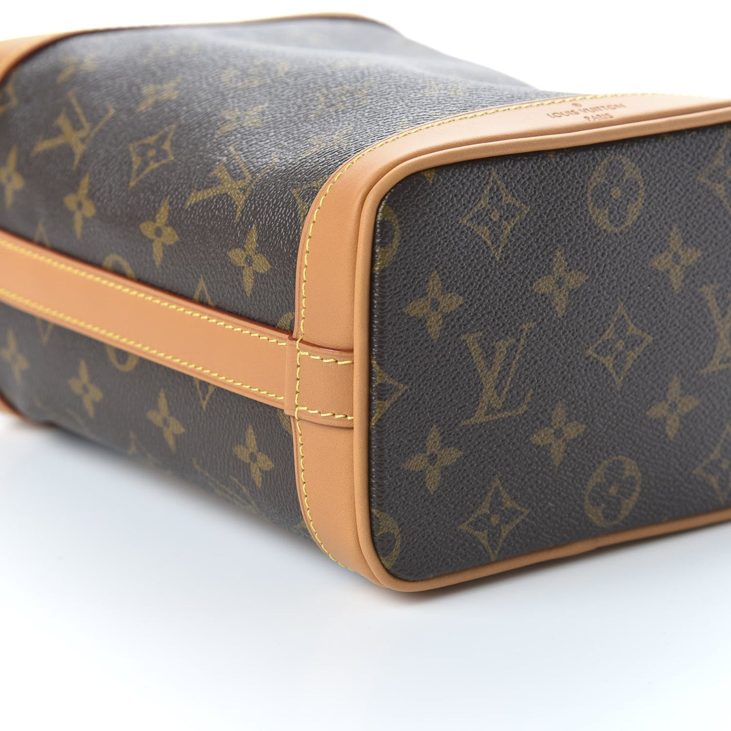 Luxury Women's Handbag | Louis Vuitton Monogram Milk Box Bag