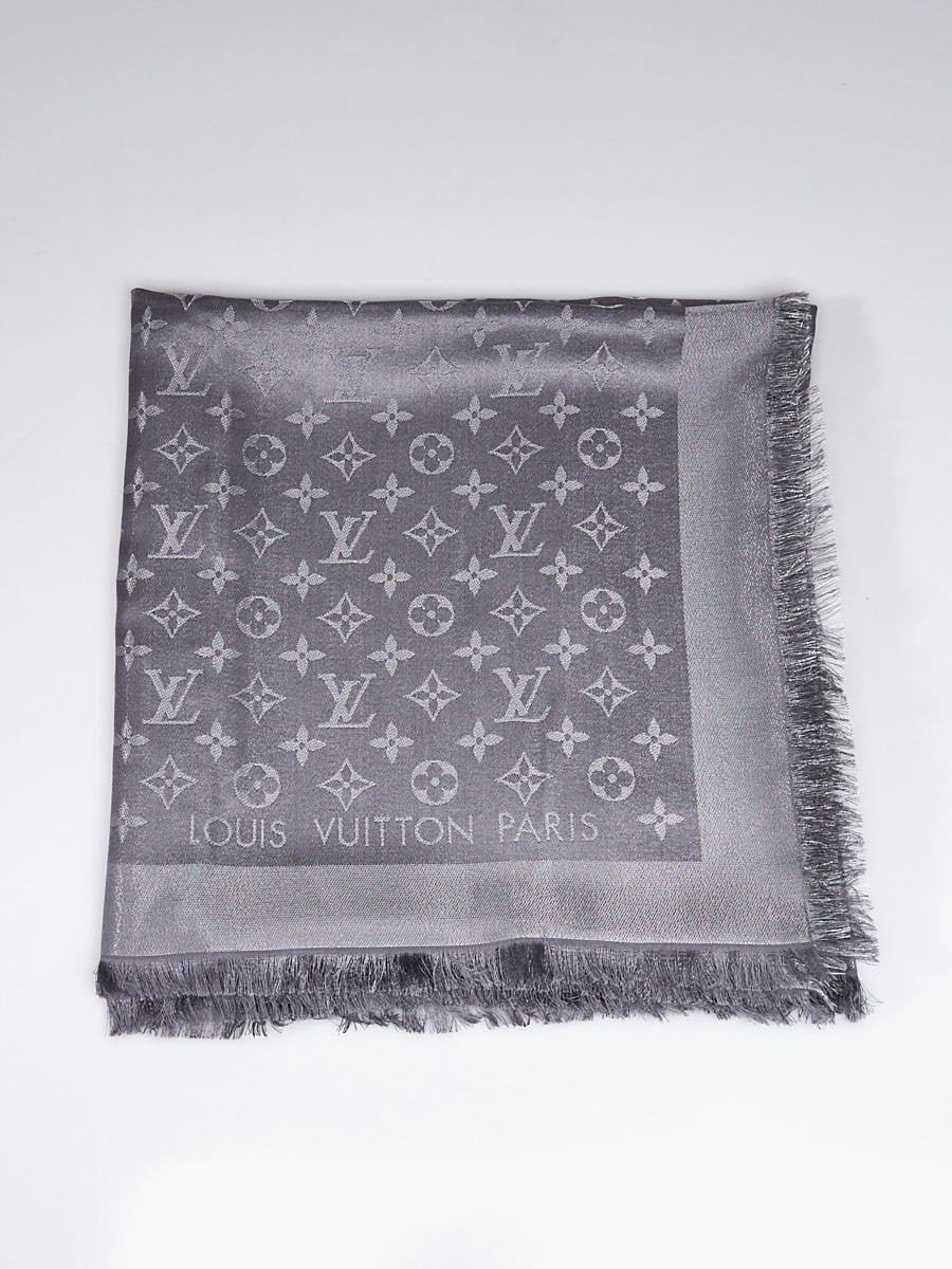 Louis Vuitton Classic Beyond Monogram Scarf Shawl
