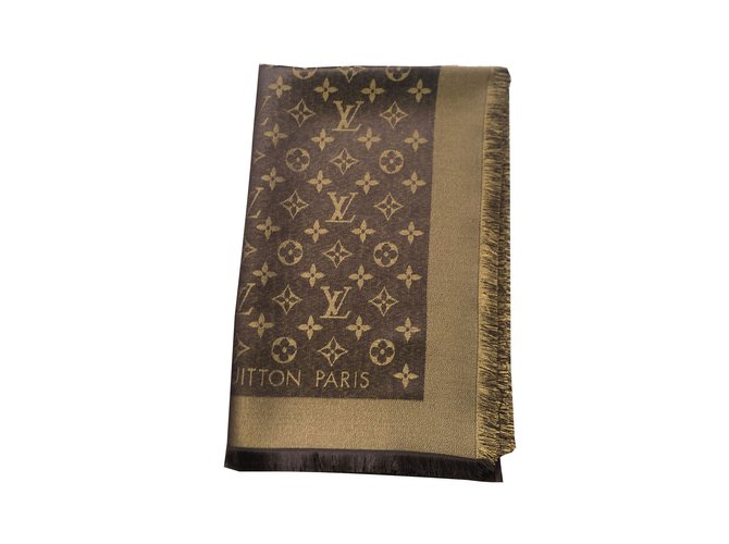 Luxury Women's Handbag | Louis Vuitton Monogram Shawl