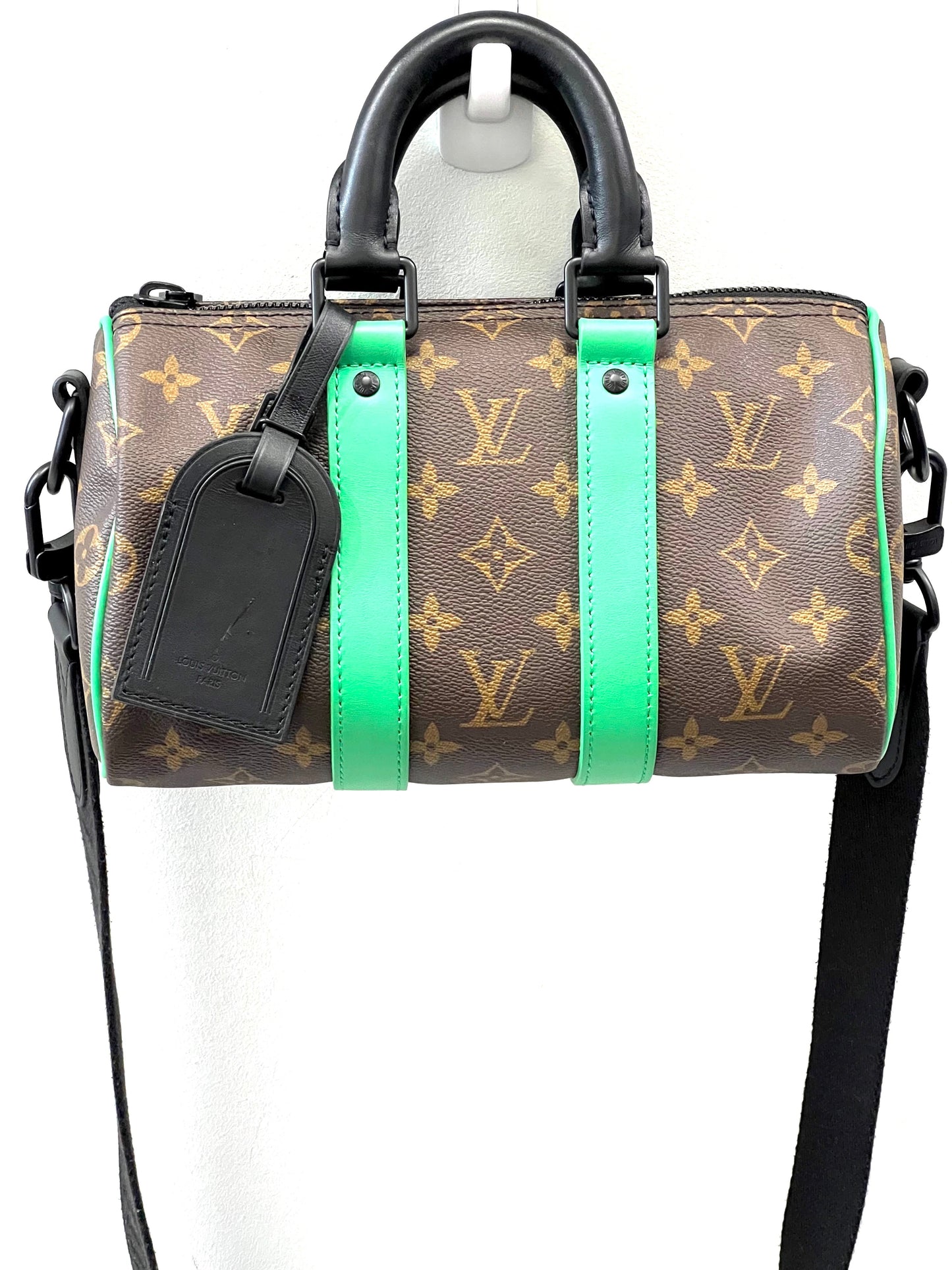 Luxury Women's Handbag | LOUIS VUITTON MONOGRAM KEEPALL BANDOULIERE 25 HANDBAG