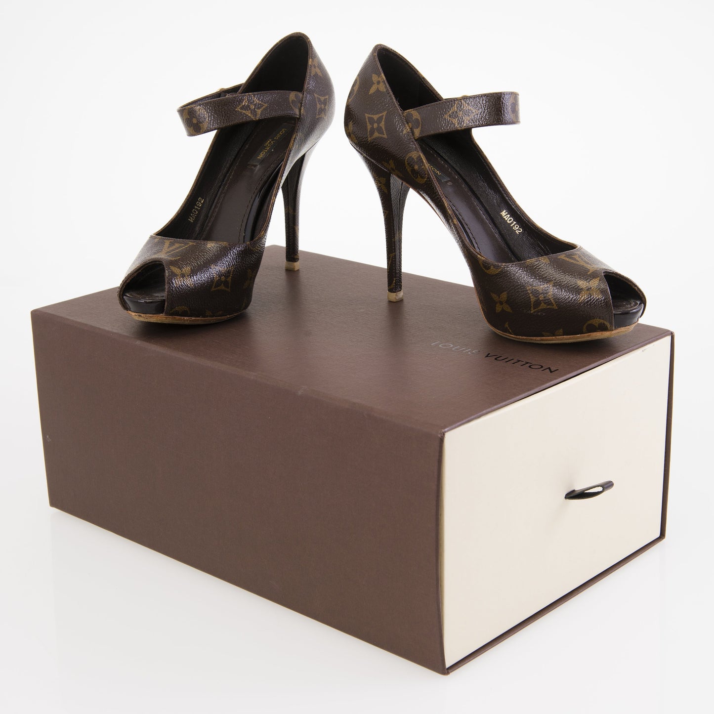 LOUIS VUITTON MONOGRAM RITUAL MARY JANE PEEP TOE PUMPS