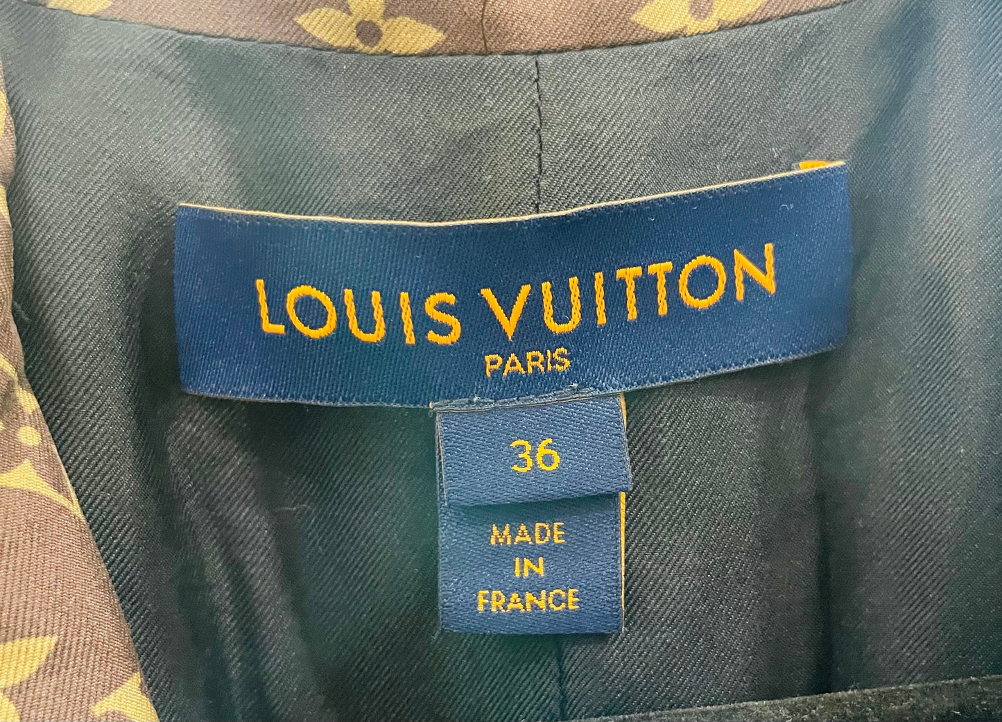 Luxury Women's Handbag | LOUIS VUITTON MONOGRAM SILK TWILL BLAZER