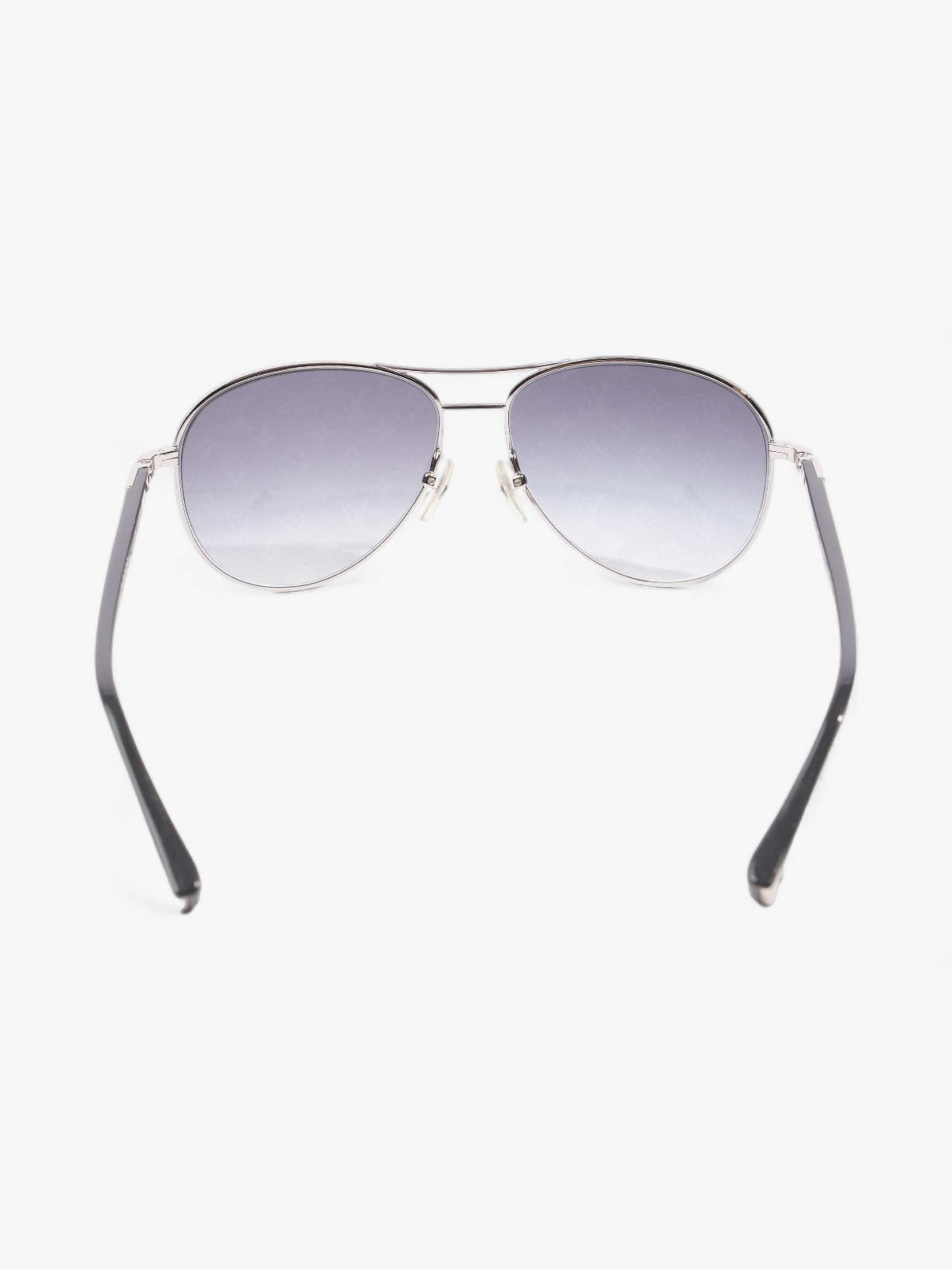 Louis Vuitton Aviator Monogram Sunglasses Silver / Grey Base Metal 135mm