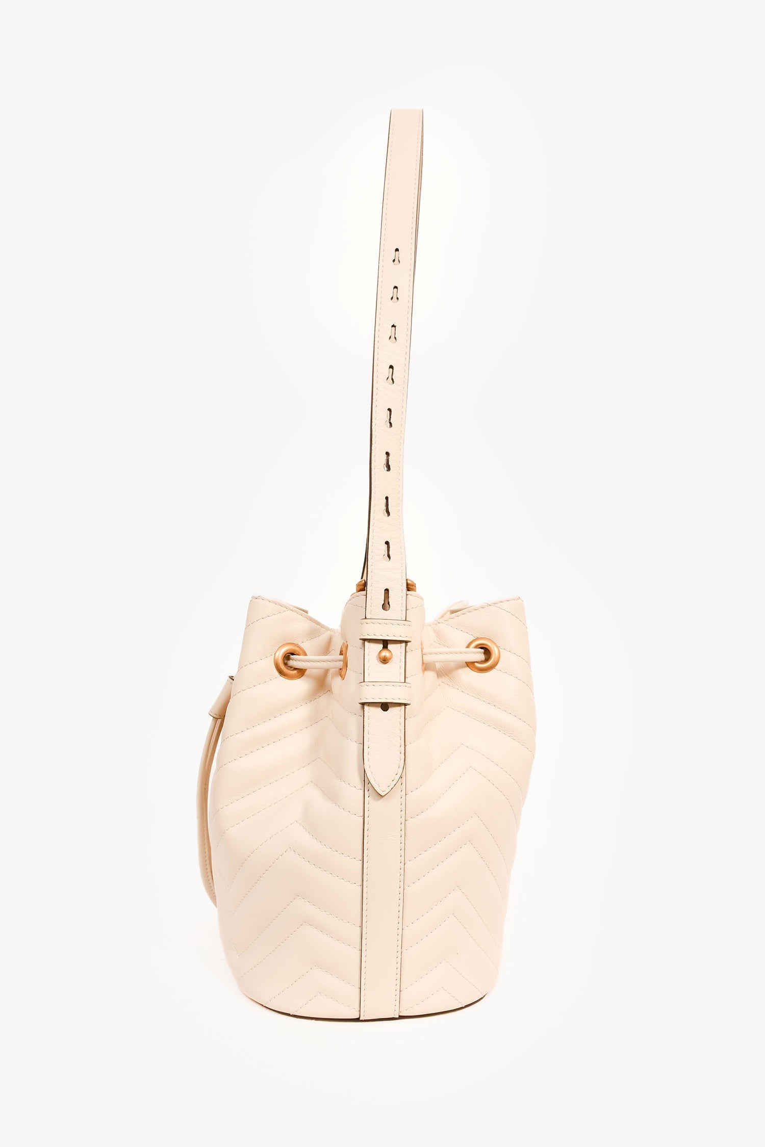 Gucci White Leather GG Marmont Medium Bucket Bag with Strap