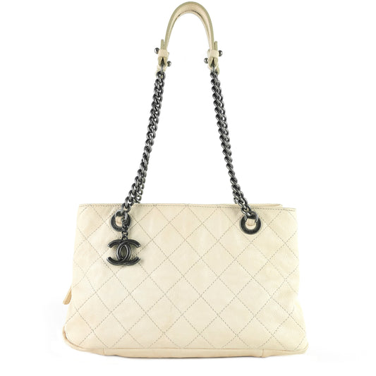 Chanel Chic Small MatelassÃ© Caviar Leather Tote Bag