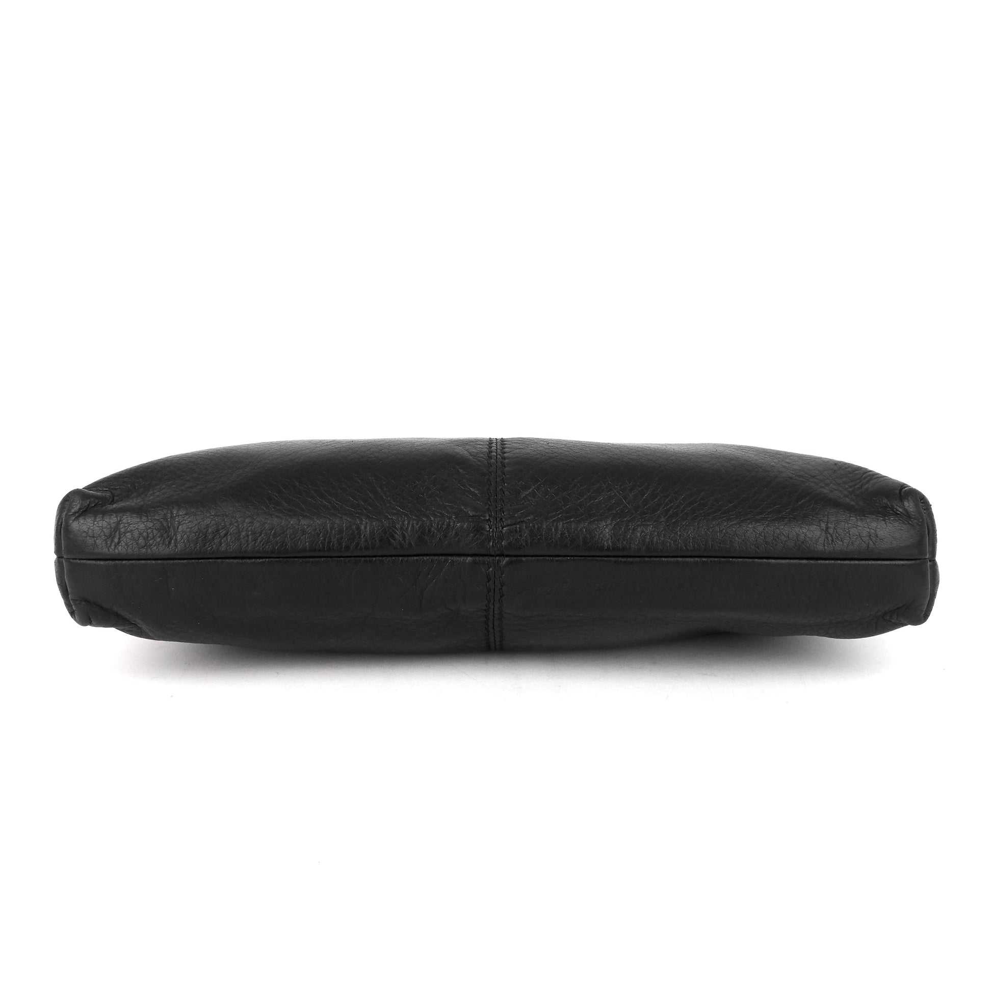 Gucci Sienna Tassel Leather Clutch Bag