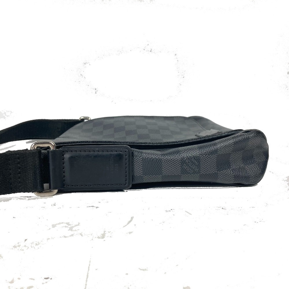 LOUIS VUITTON Shoulder Bag Damier Grafitto Canvas black Damier Grafitte District PM