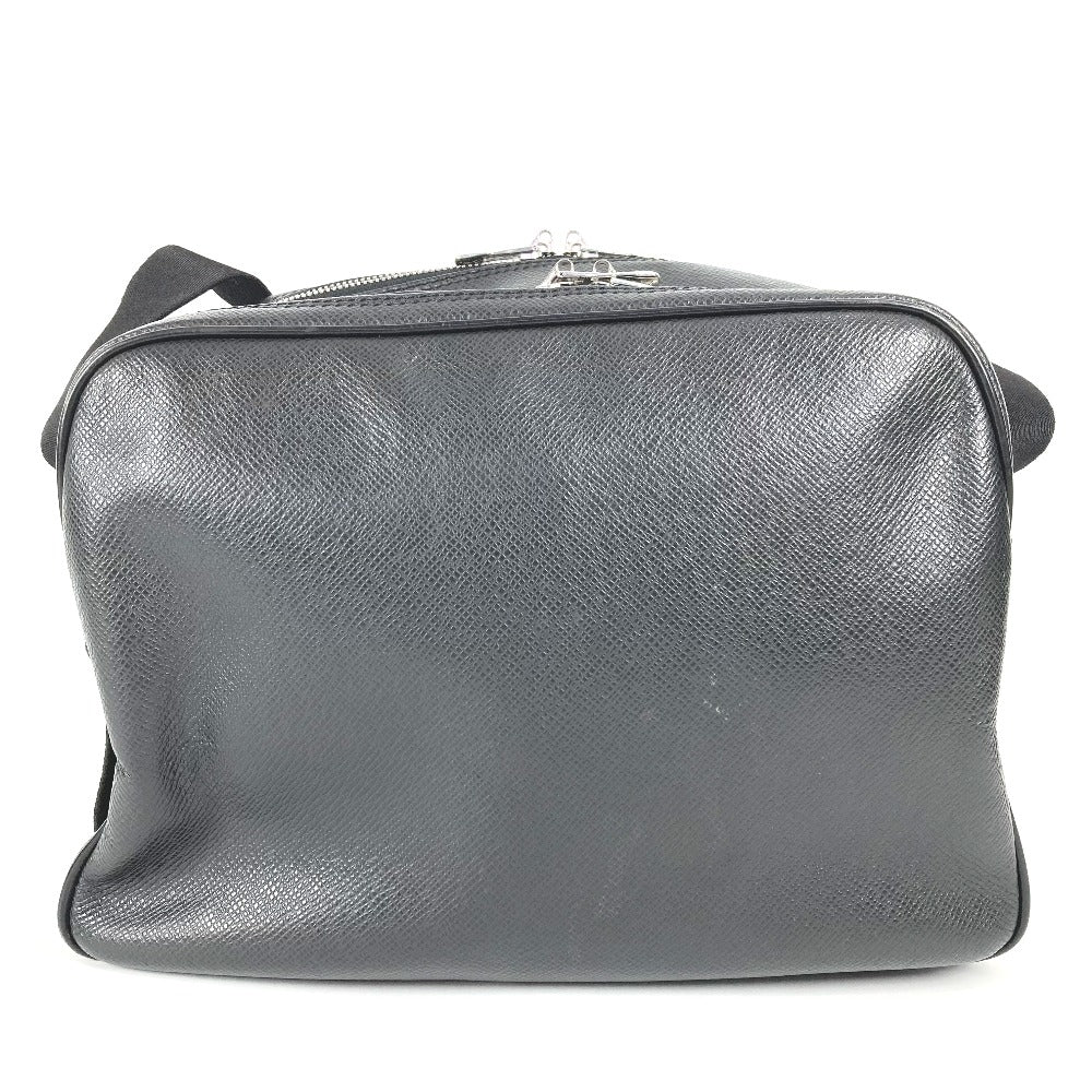 LOUIS VUITTON Shoulder Bag Taiga Leather black Taiga Reporter PM unisex(Unisex)