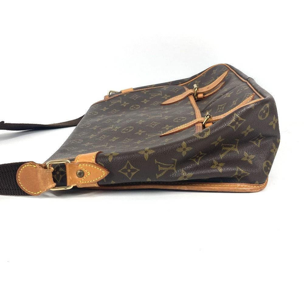 Elegant Women's Shoulder Bag | LOUIS VUITTON Shoulder Bag Monogram canvas Brown Monogram Giveshier GM