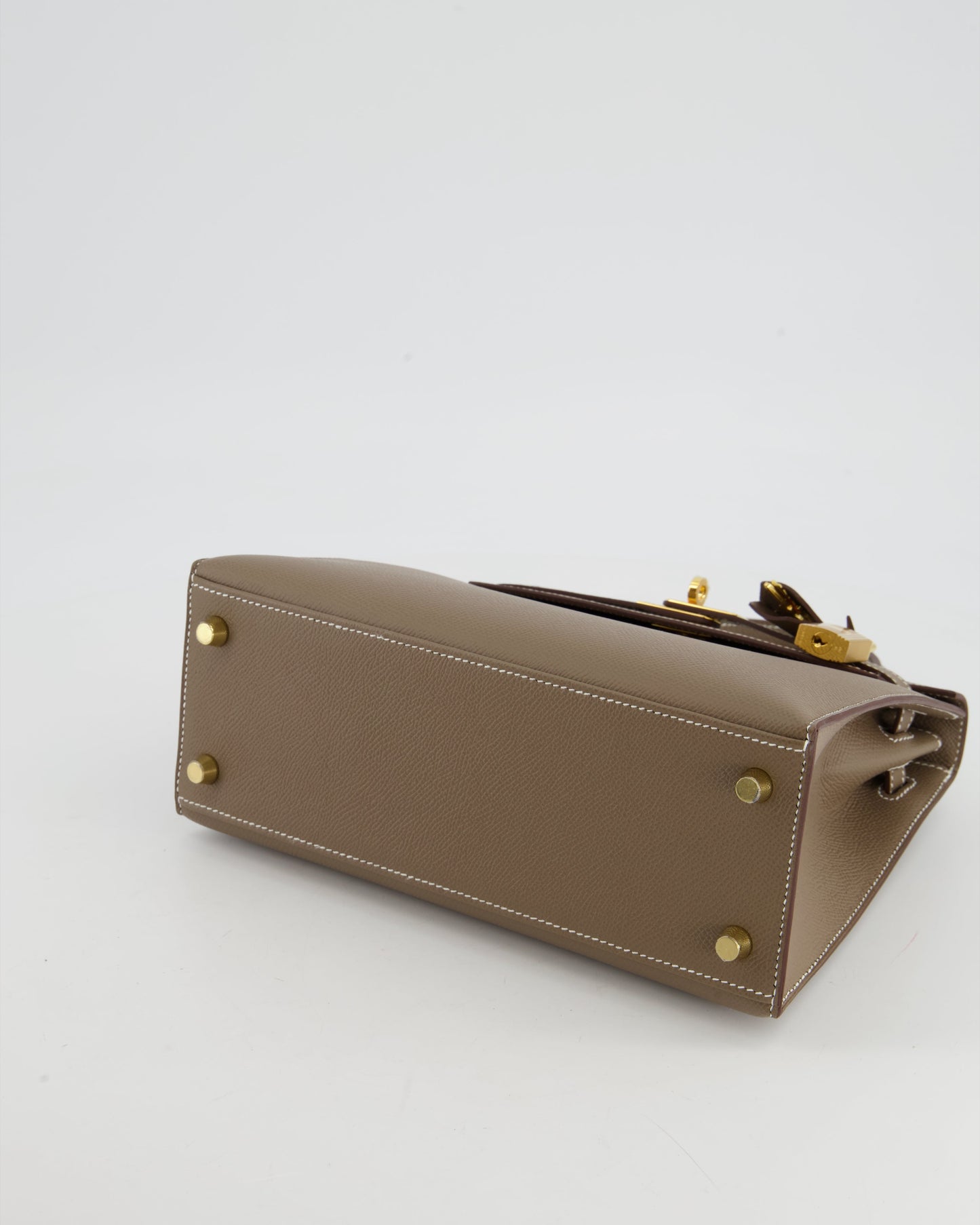 Hermes Kelly 25 Sellier Bag in Etoupe Epsom Leather and Gold Hardware
