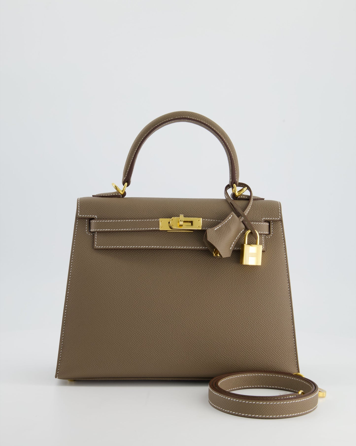 Hermes Kelly 25 Sellier Bag in Etoupe Epsom Leather and Gold Hardware