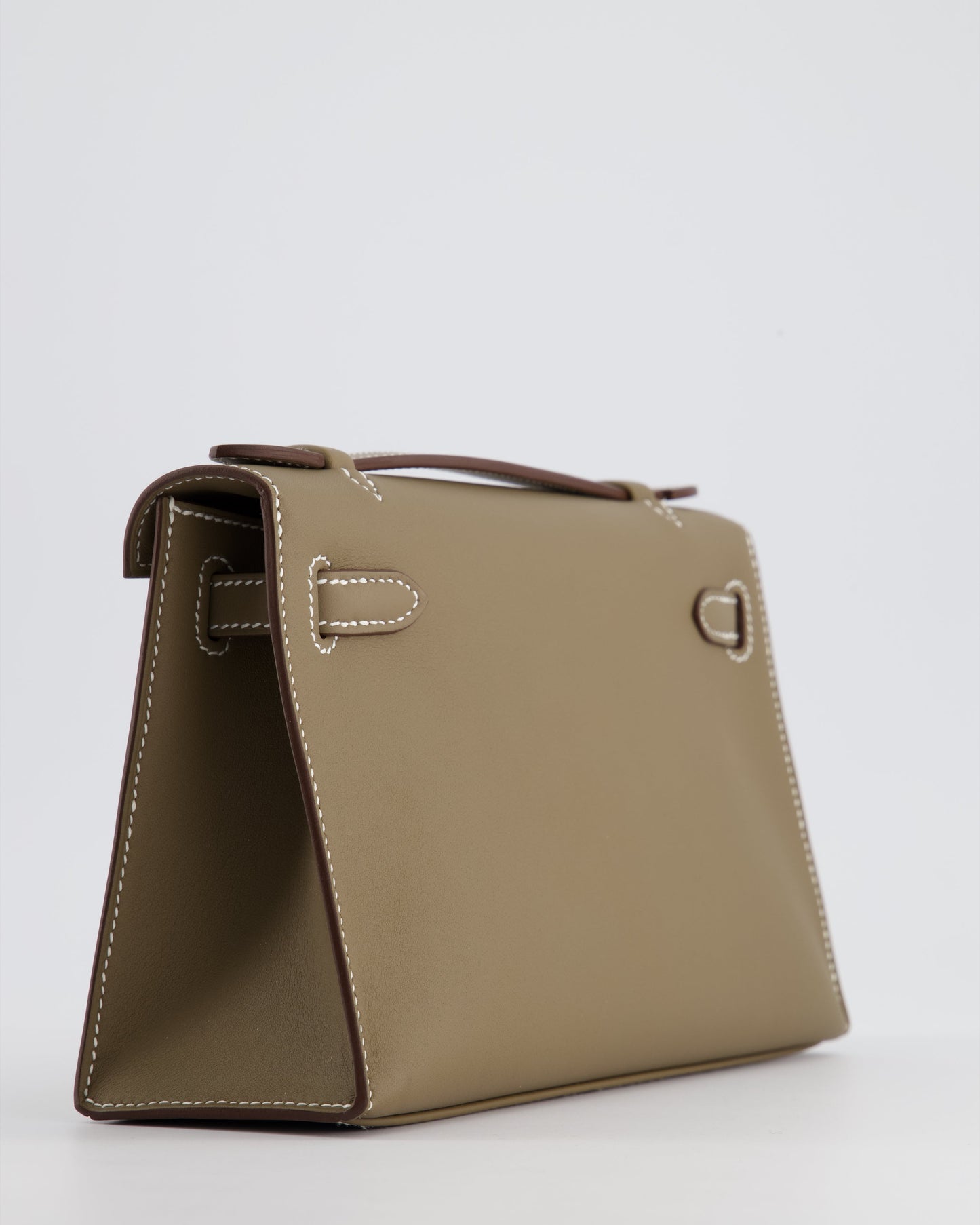 Hermes Kelly Pochette Bag in Etoupe Swift Leather and Gold Hardware