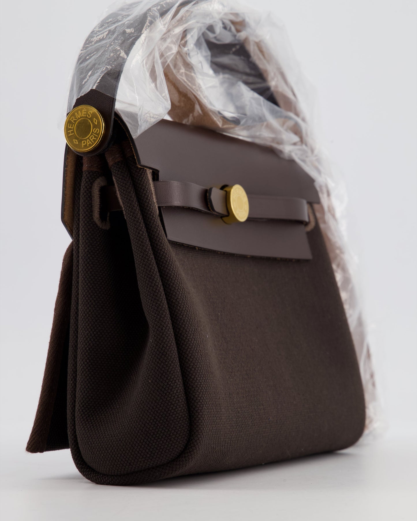 *Hot & RARE* Hermes Herbag Zip 20 Bag in Ebene Viking Canvas & Ebene Vache Hunter Leather with Gold Hardware