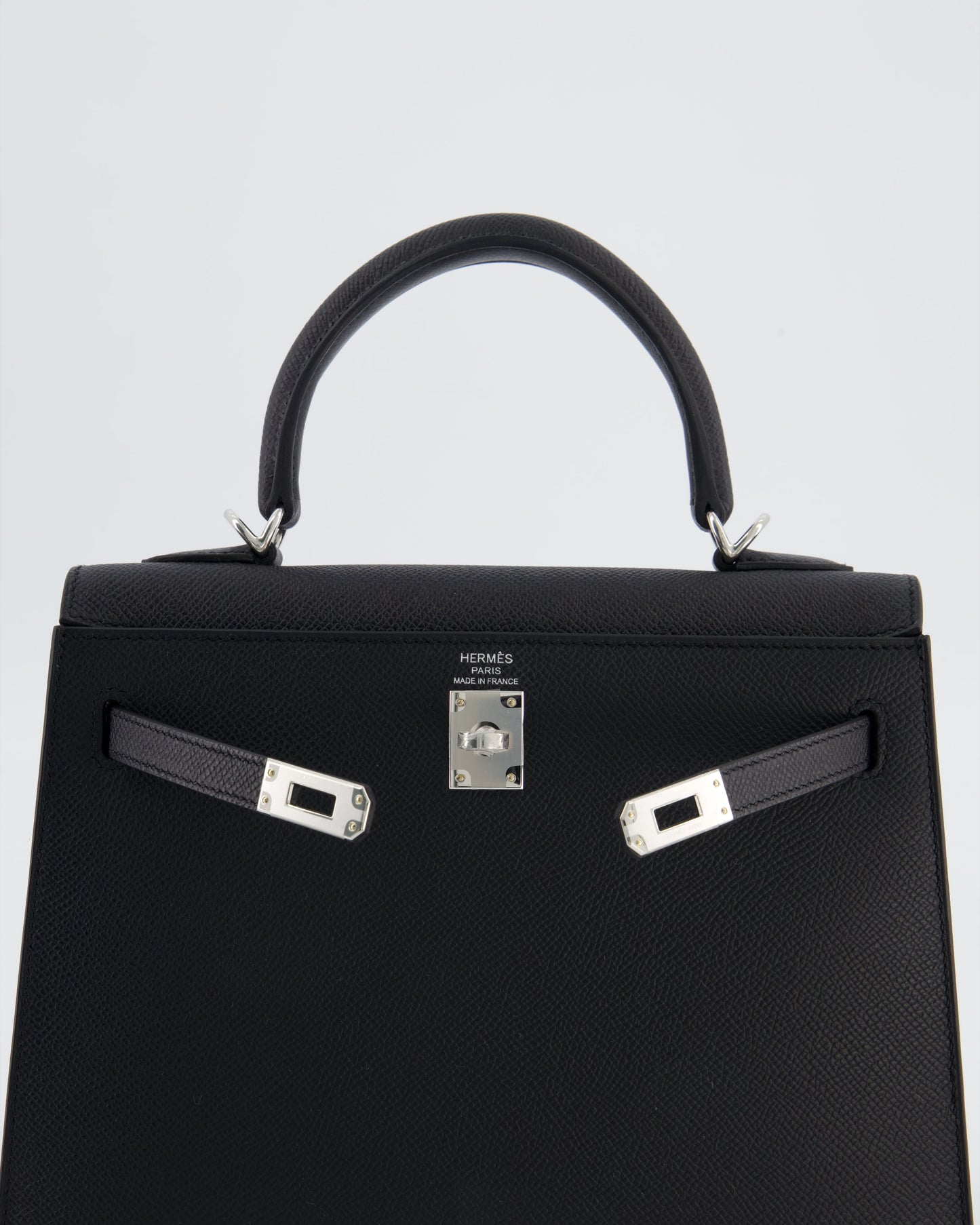 *RARE* Hermes Kelly 25 Sellier Bag in Noir Epsom Leather with Palladium Hardware