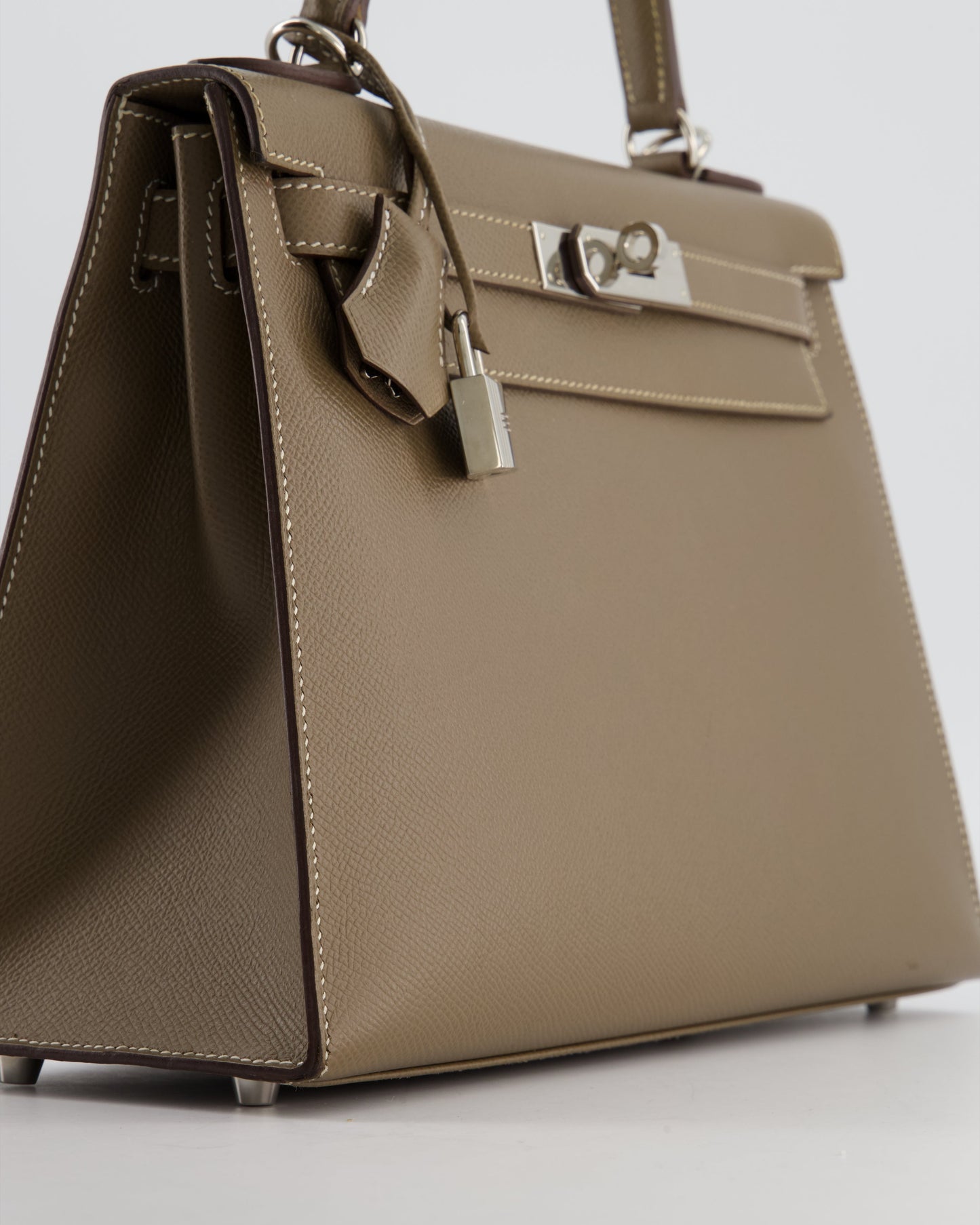 Hermes Kelly 28 Sellier Bag in Etoupe Epsom Leather with Palladium Hardware