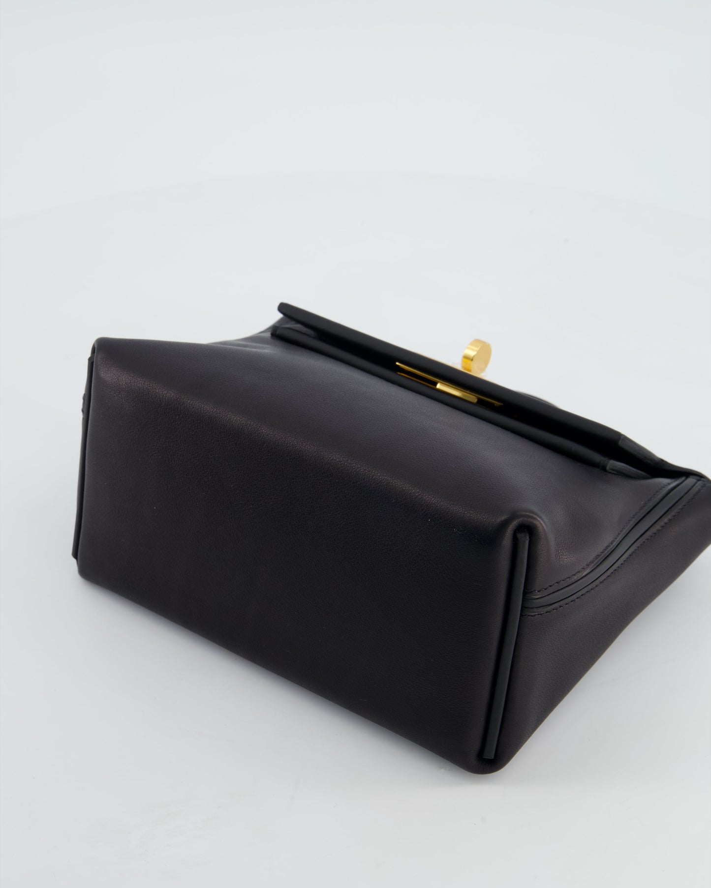 *RARE* Hermes 24/24 21 Bag in Noir Volupto and Noir Swift Leather with Gold Hardware