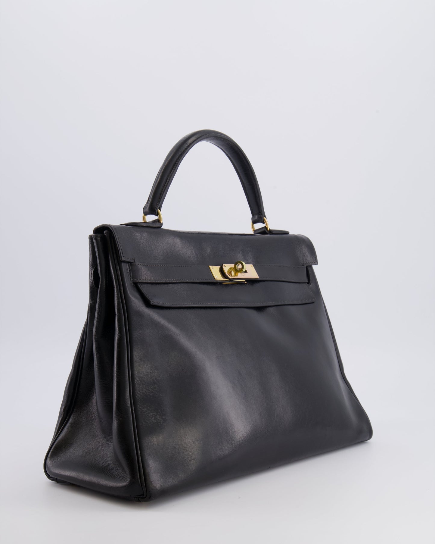 Hermes Vintage Kelly 32 Retourne Bag in Black Calfskin Box Leather with Gold Hardware