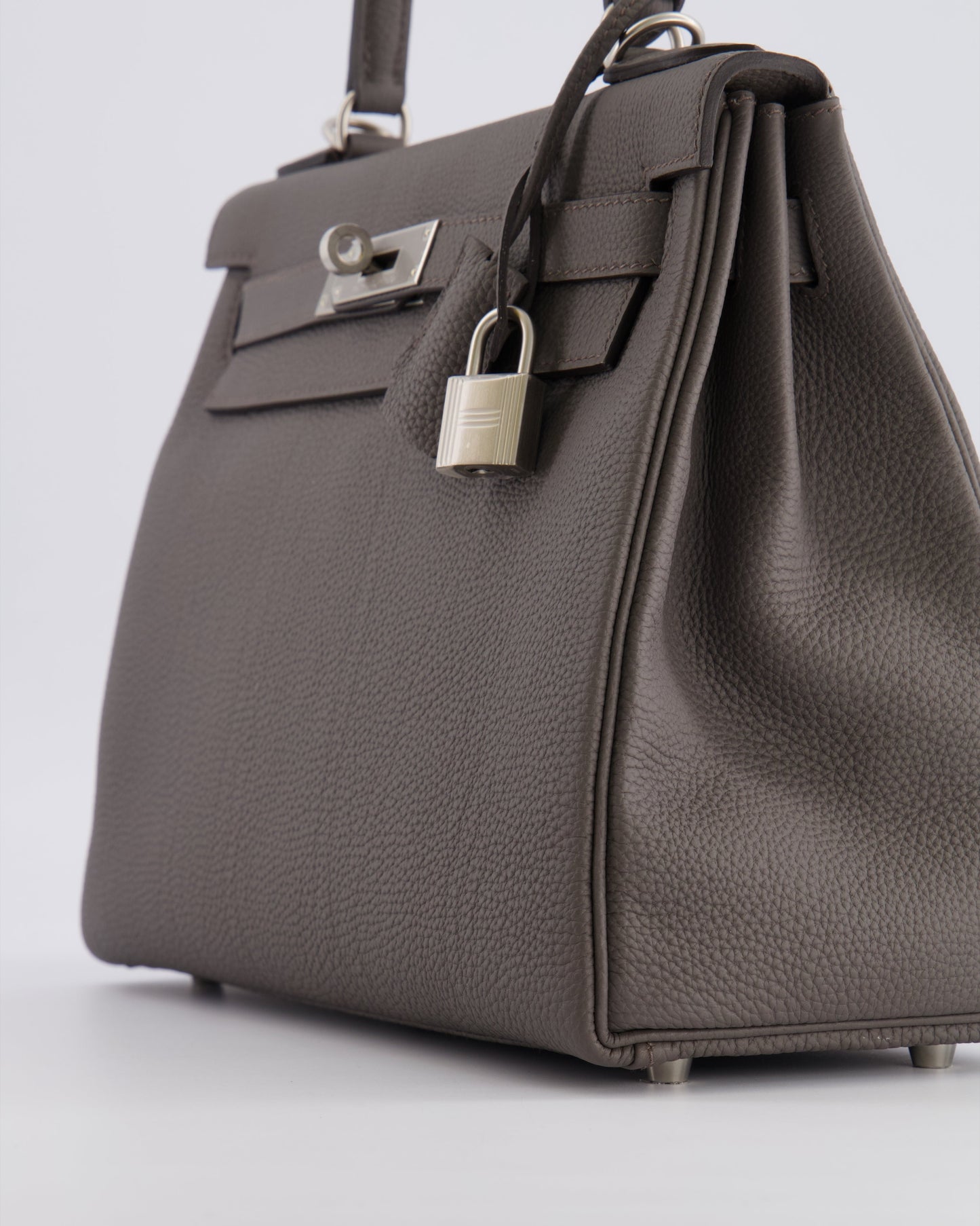Hermes Kelly 28 Retourne HSS Bag in Gris Etain Togo Leather with Gris Perle Interior and Brushed Palladium Hardware