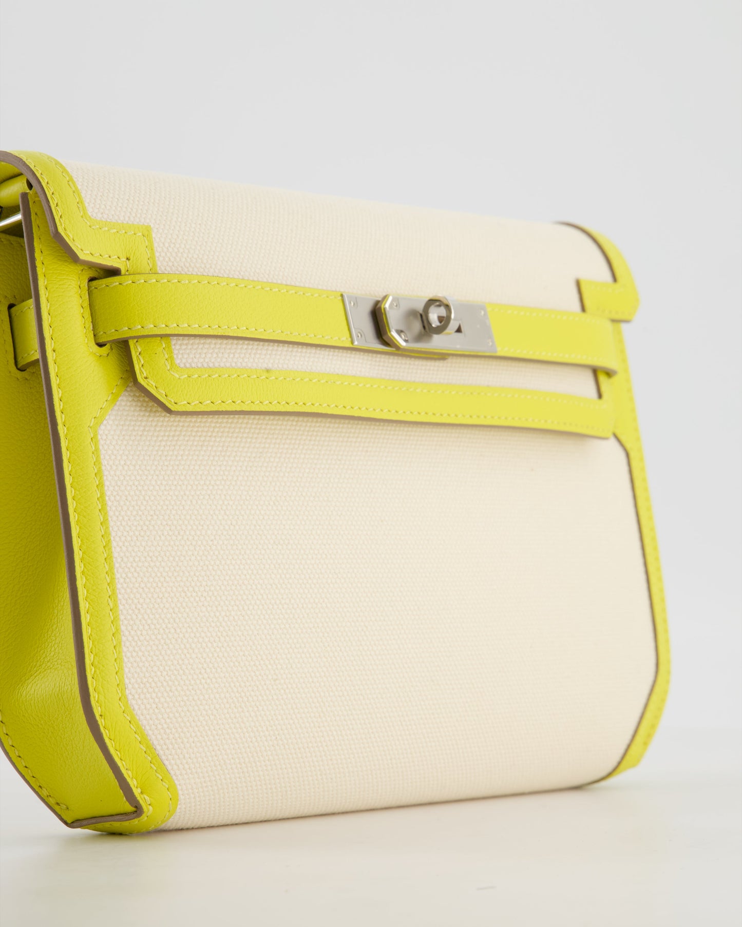 Hermes Kelly Depeches 25 Verso Bag in Ecru Canvas and Jaune Citron Chèvre with Palladium Hardware