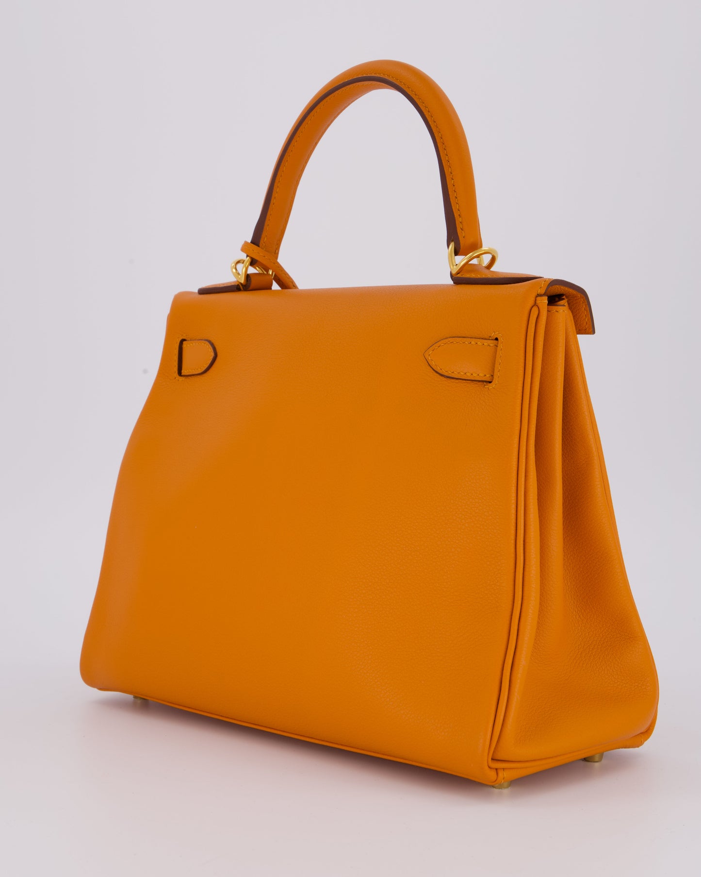 Hermes Kelly 28 Retourne Bag in Abricot Evercolor Leather with Gold Hardware